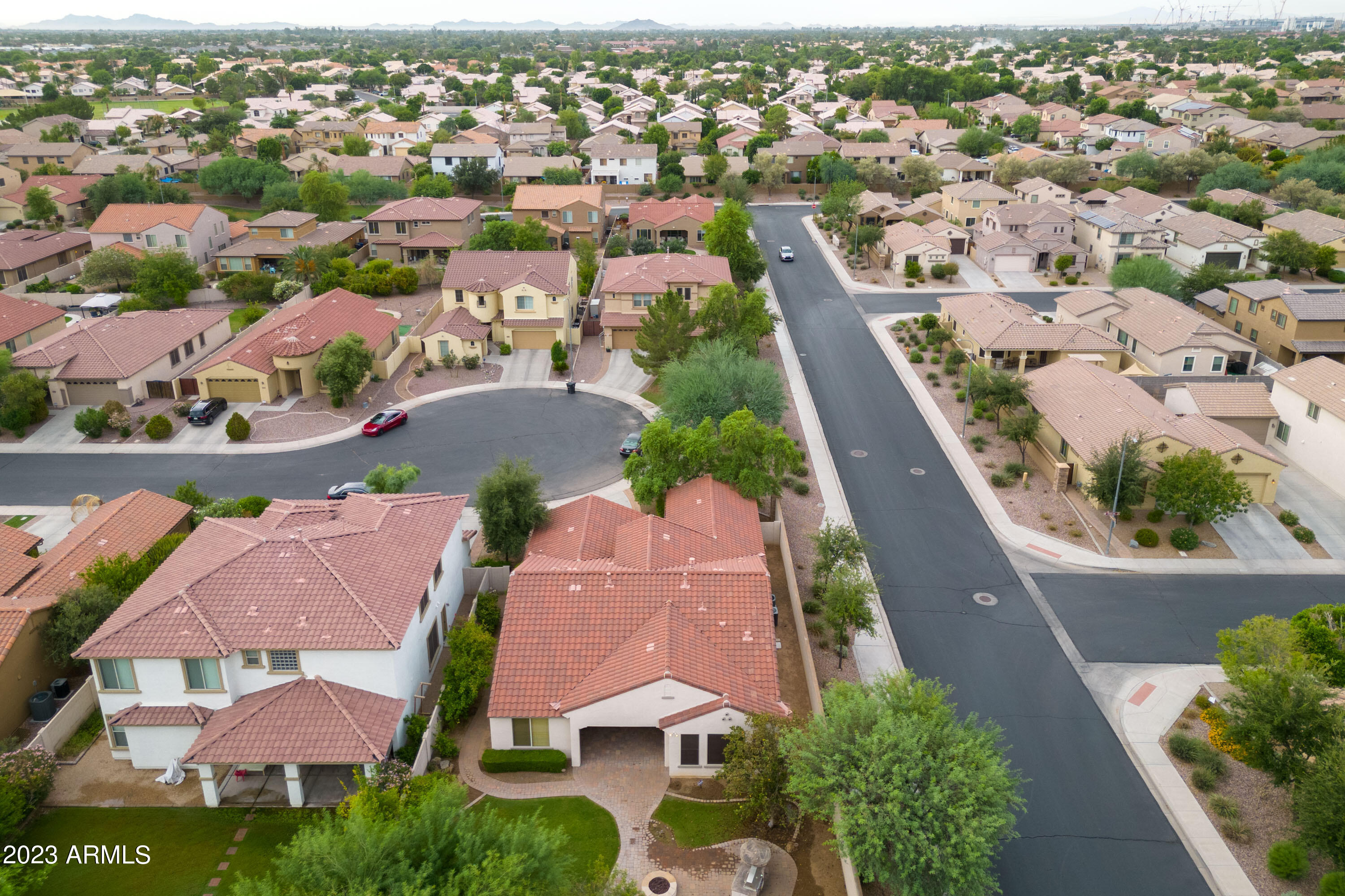 1644 W PELICAN Court