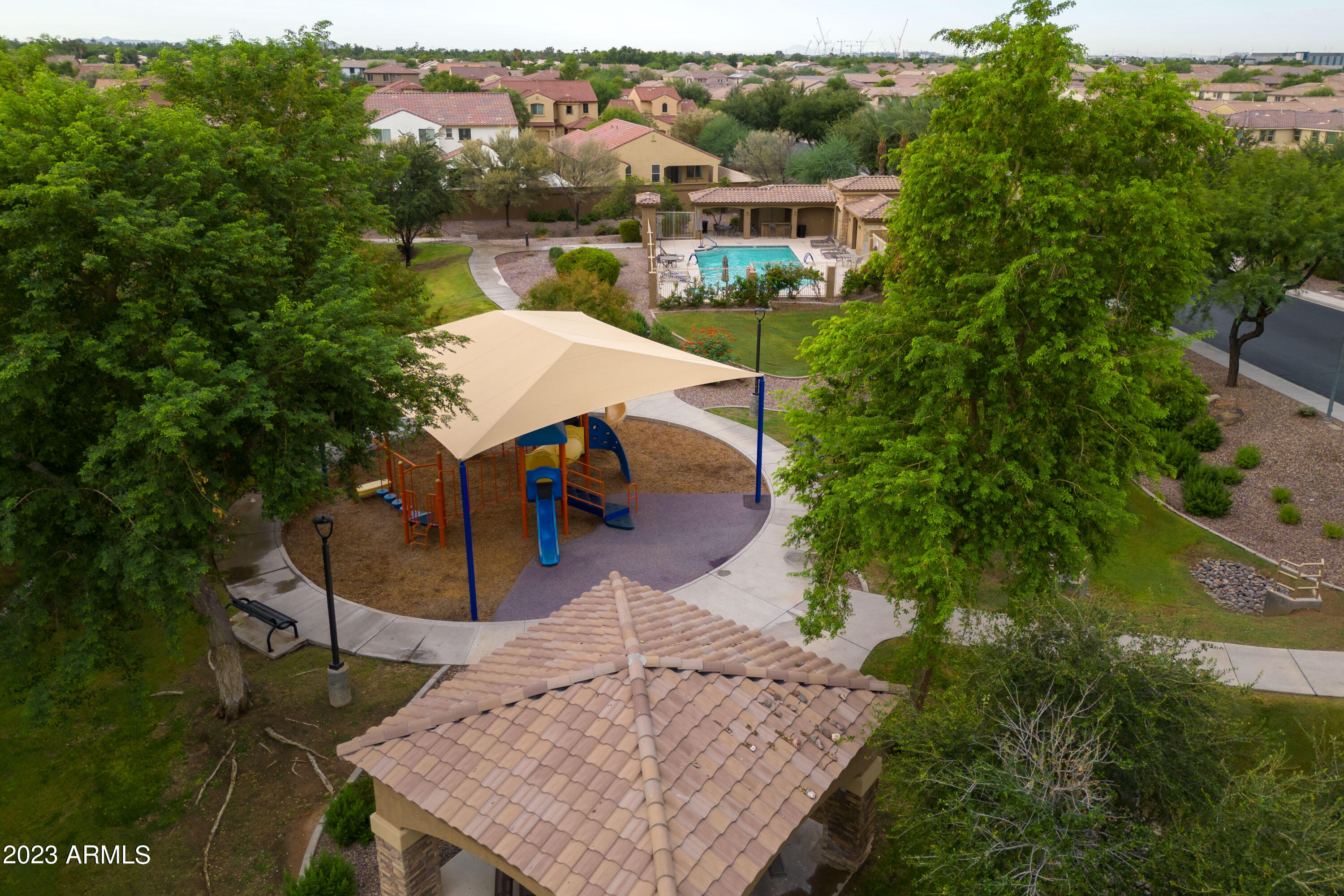 1644 W PELICAN Court