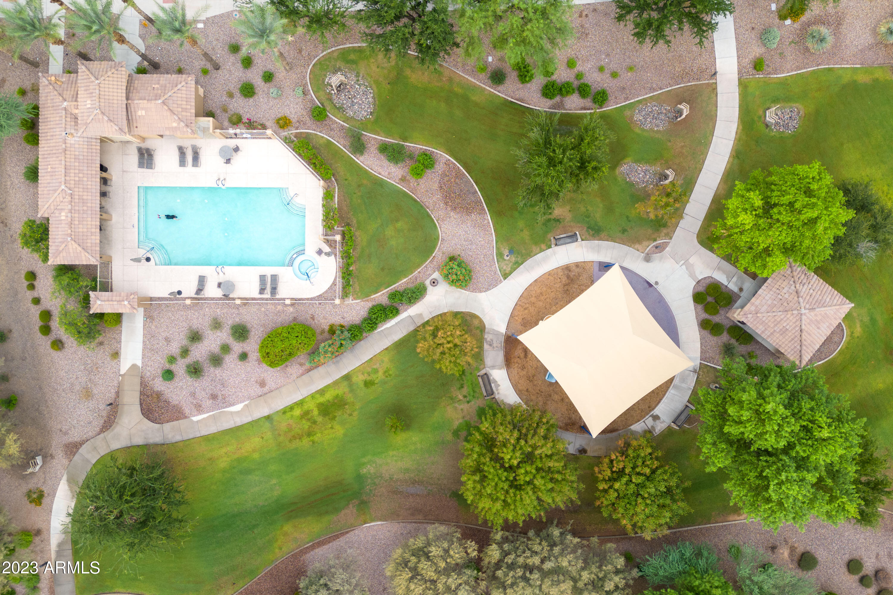1644 W PELICAN Court
