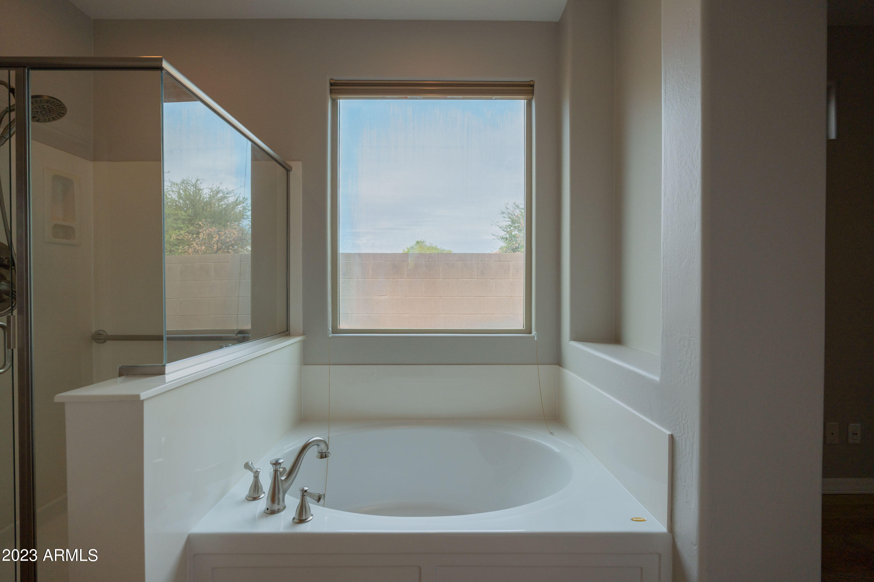 1644 W PELICAN Court