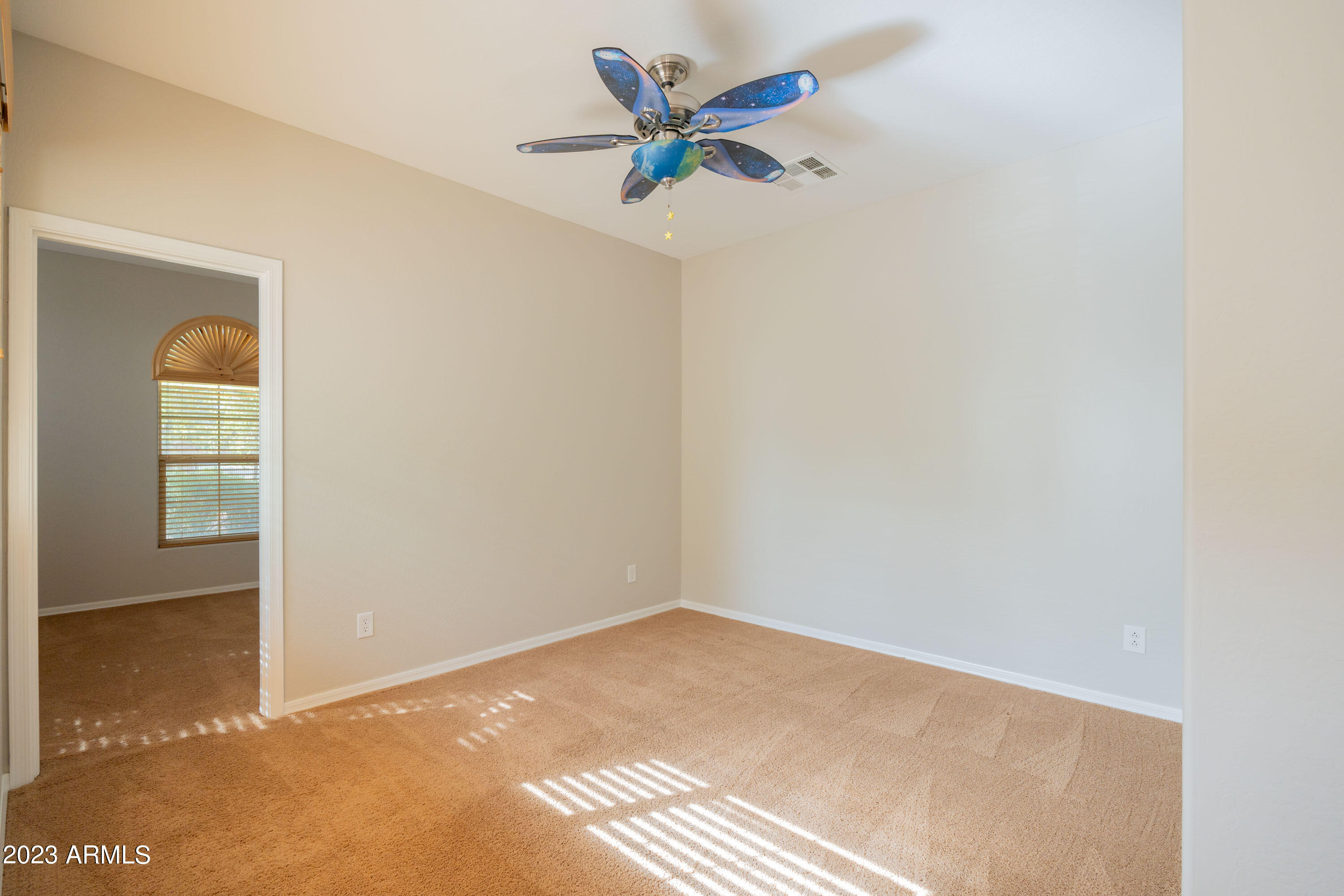 1644 W PELICAN Court