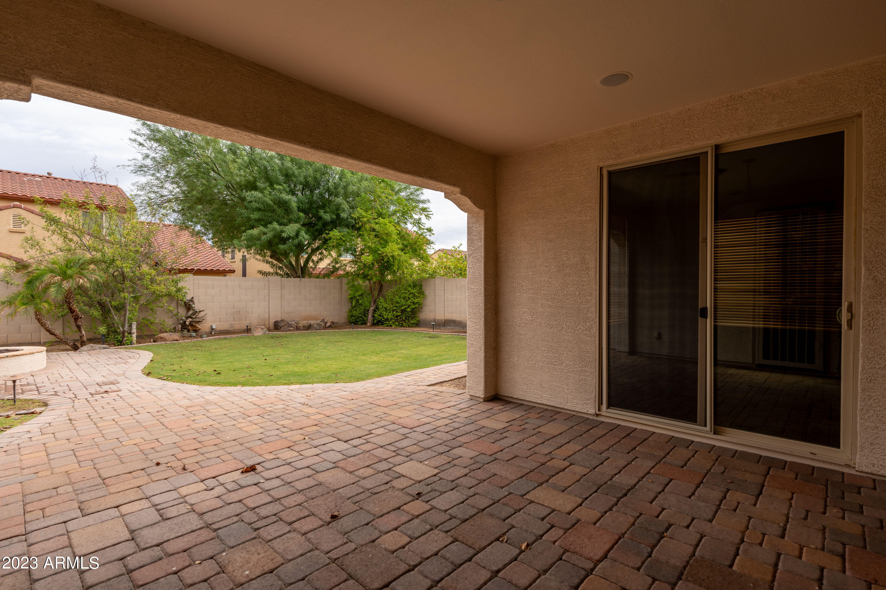 1644 W PELICAN Court