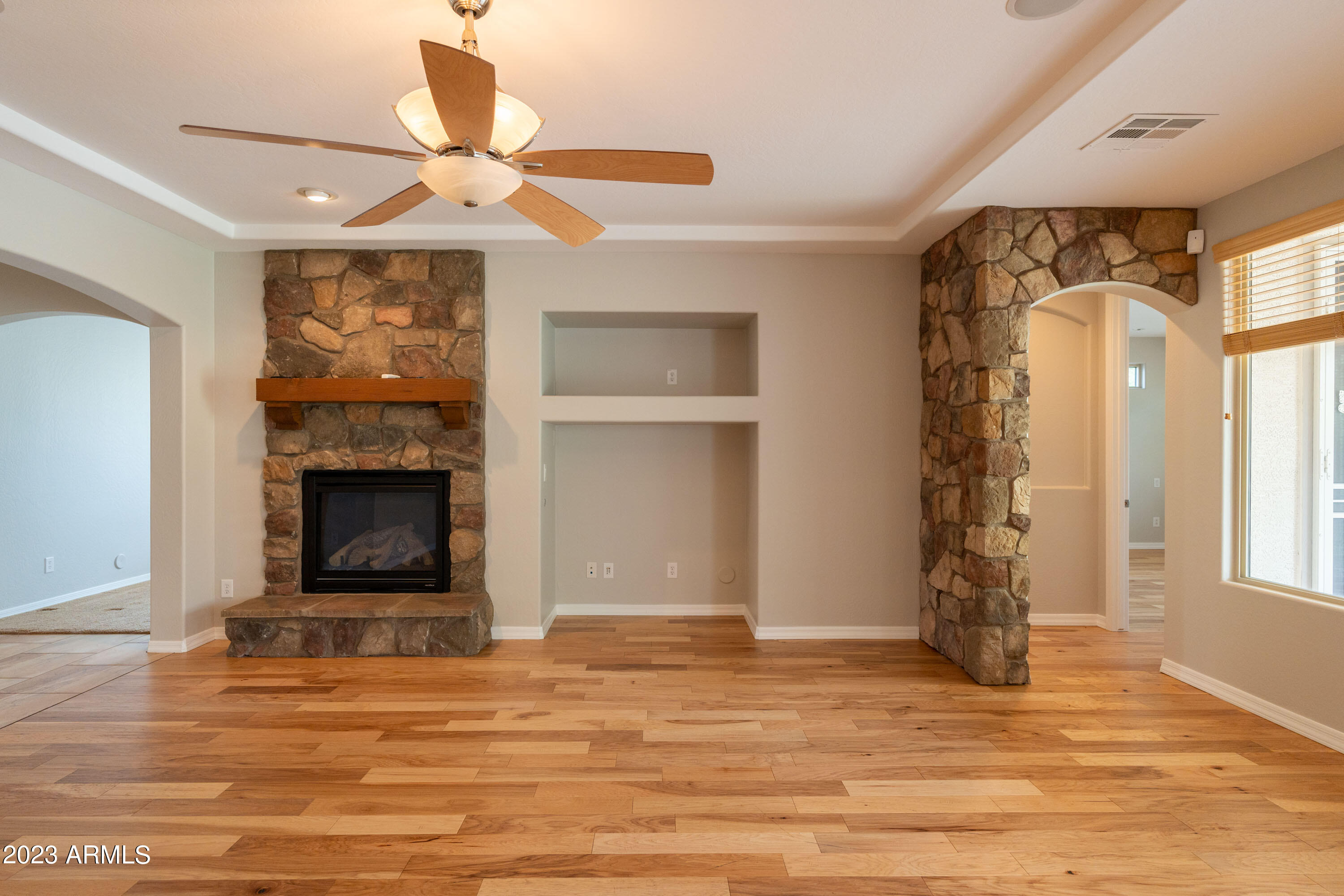 1644 W PELICAN Court