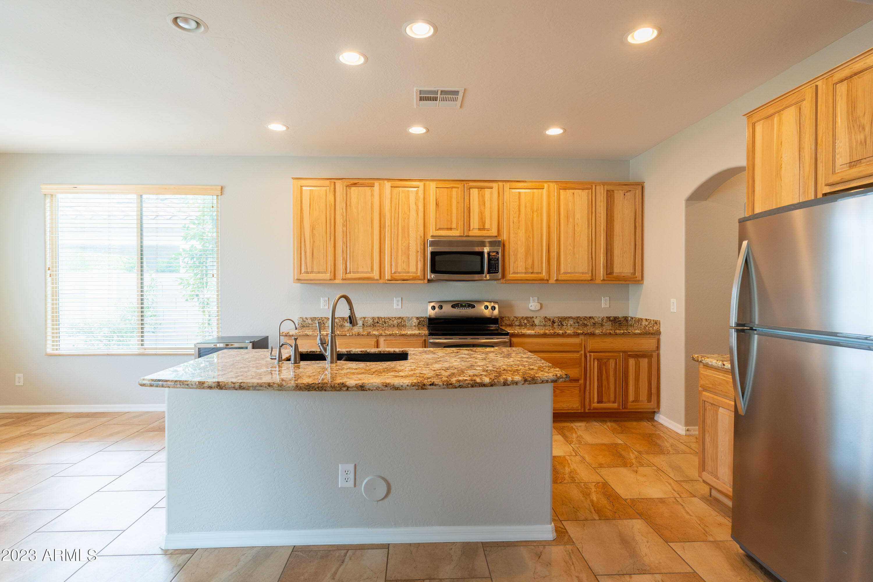1644 W PELICAN Court