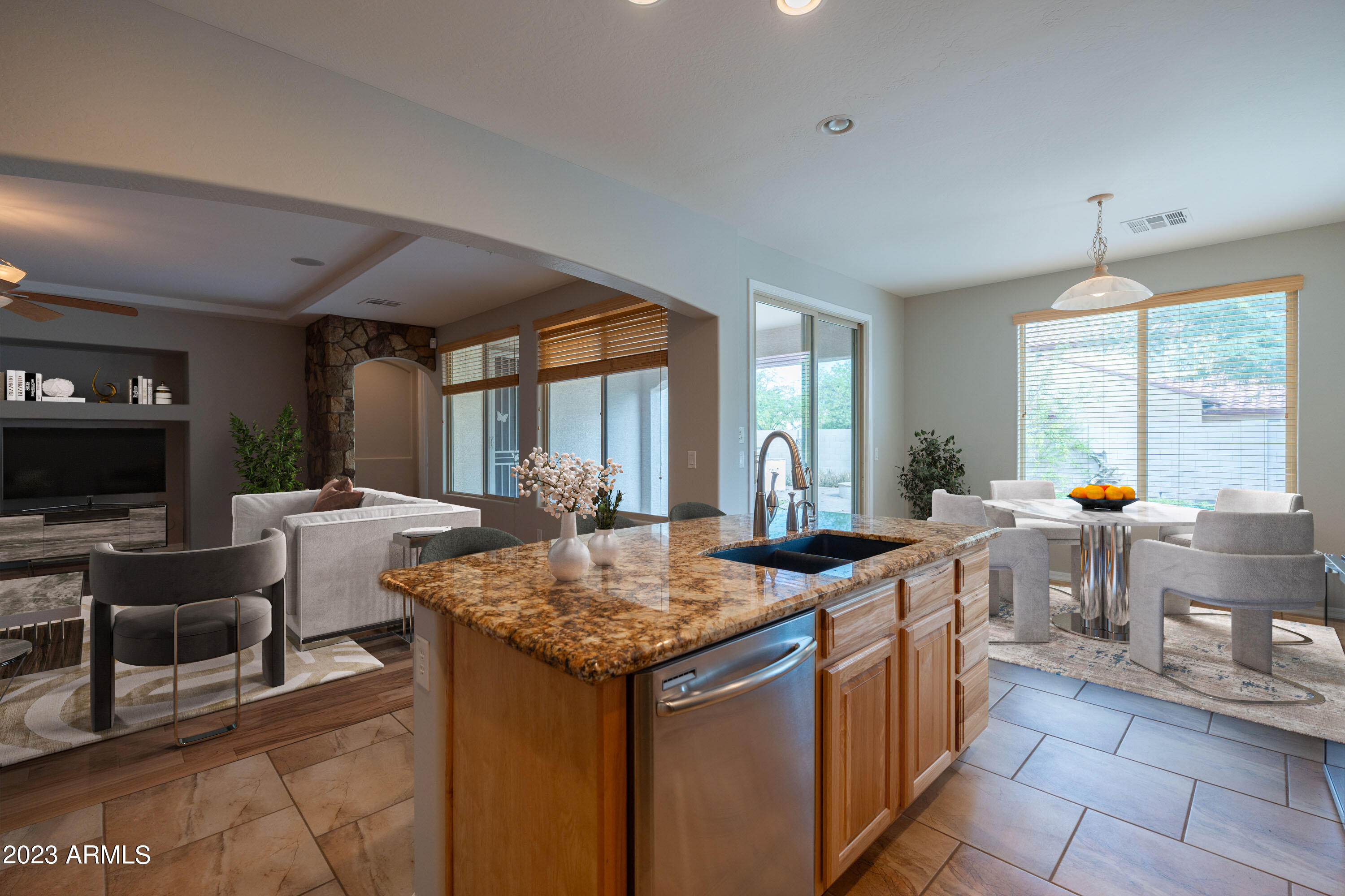 1644 W PELICAN Court