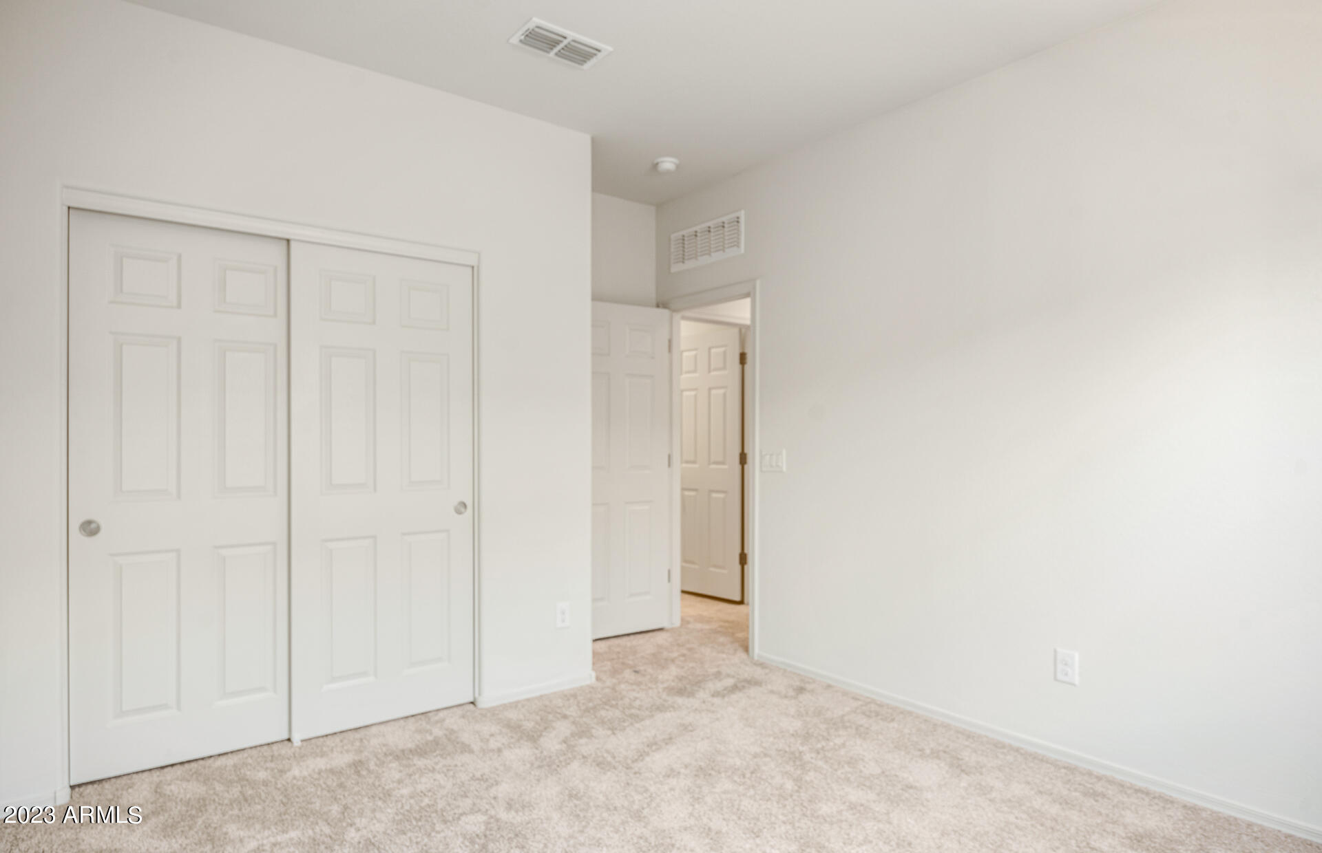 43662 W CYPRESS Lane