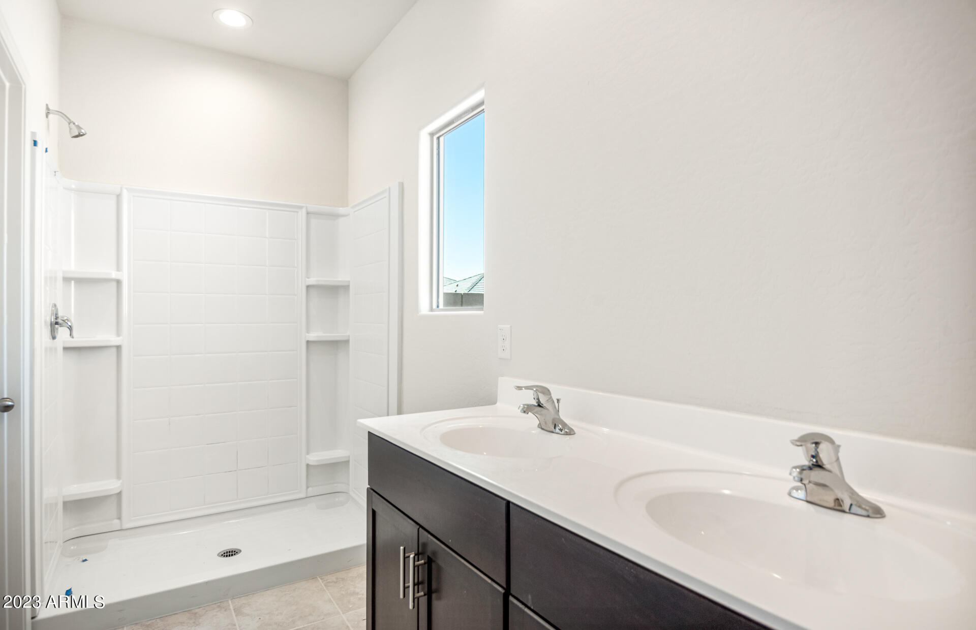 43662 W CYPRESS Lane