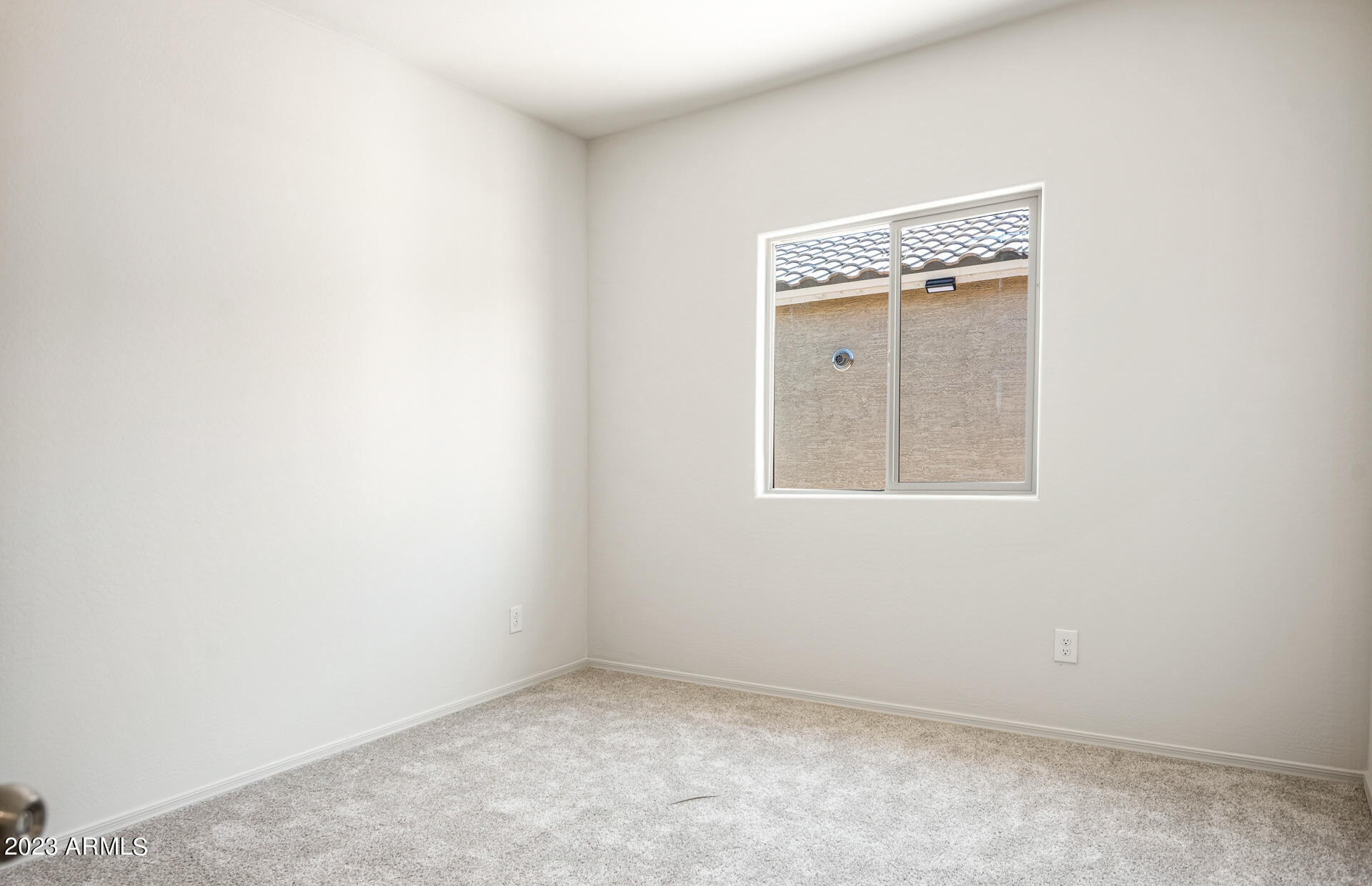 43662 W CYPRESS Lane