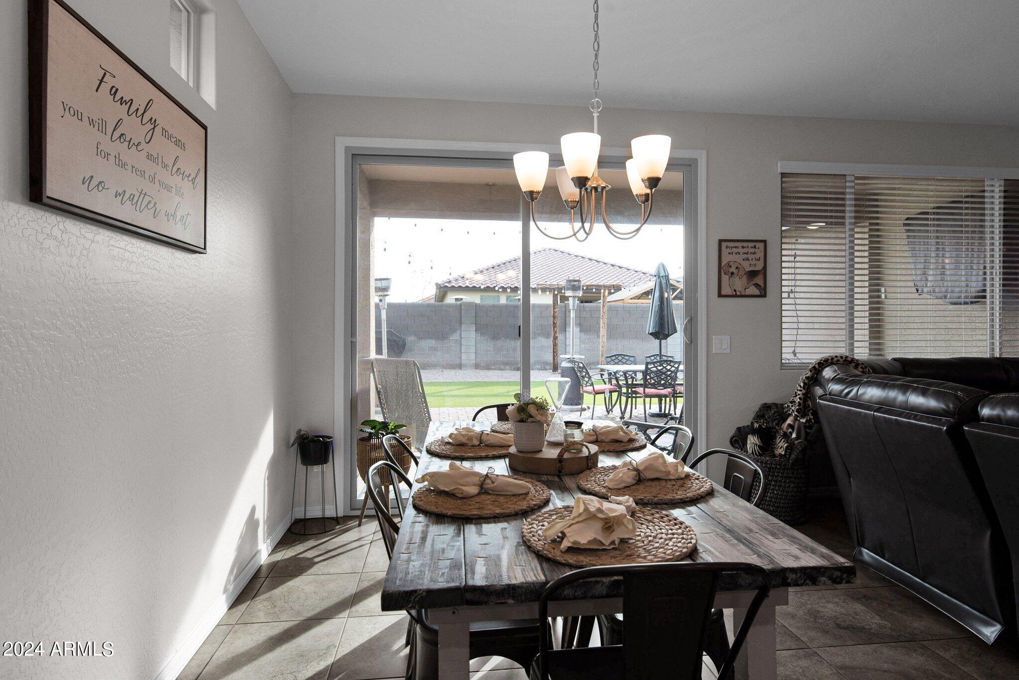 41317 W CARLISLE Lane