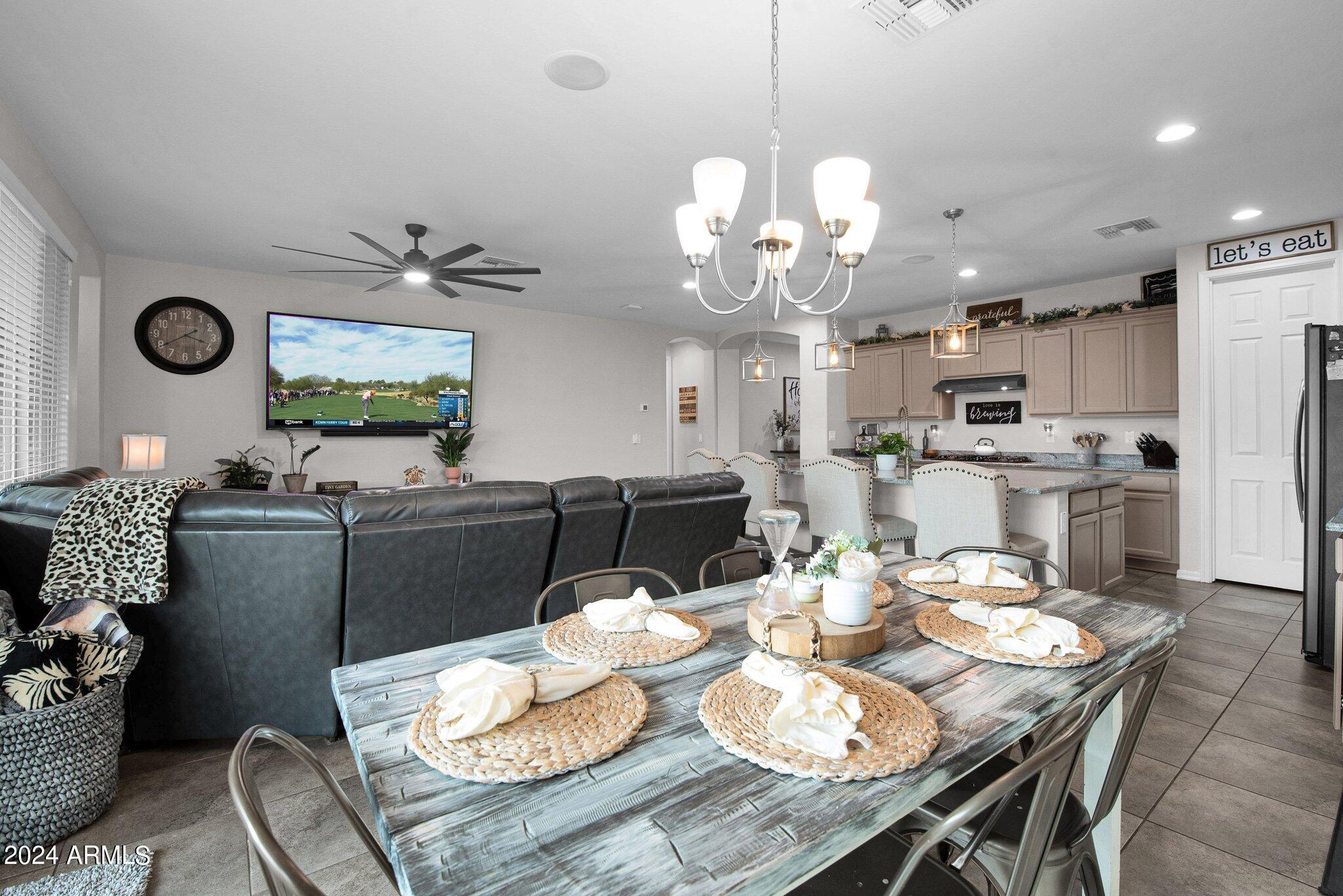 41317 W CARLISLE Lane