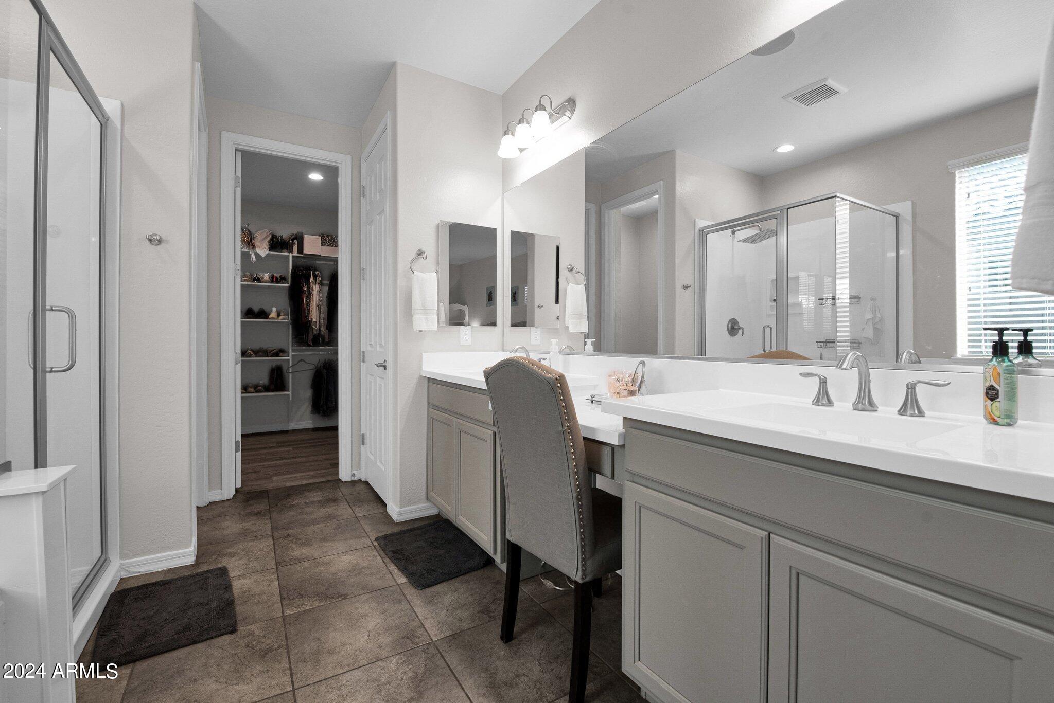 41317 W CARLISLE Lane