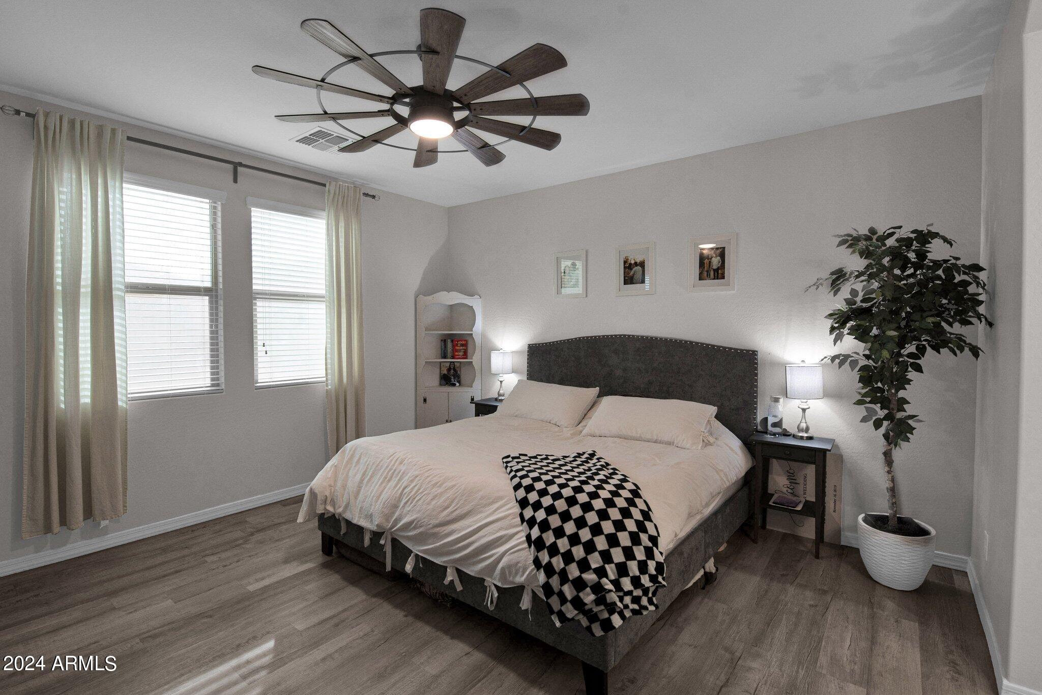 41317 W CARLISLE Lane