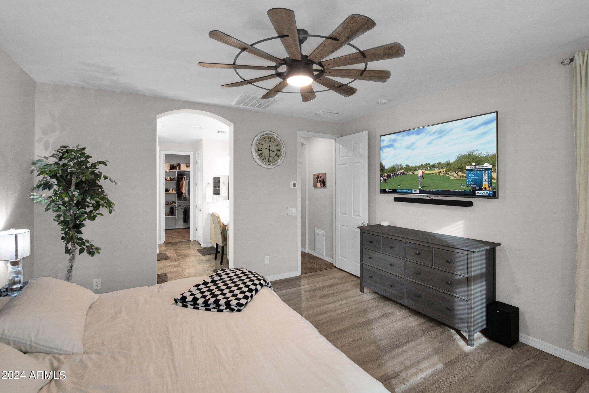 41317 W CARLISLE Lane