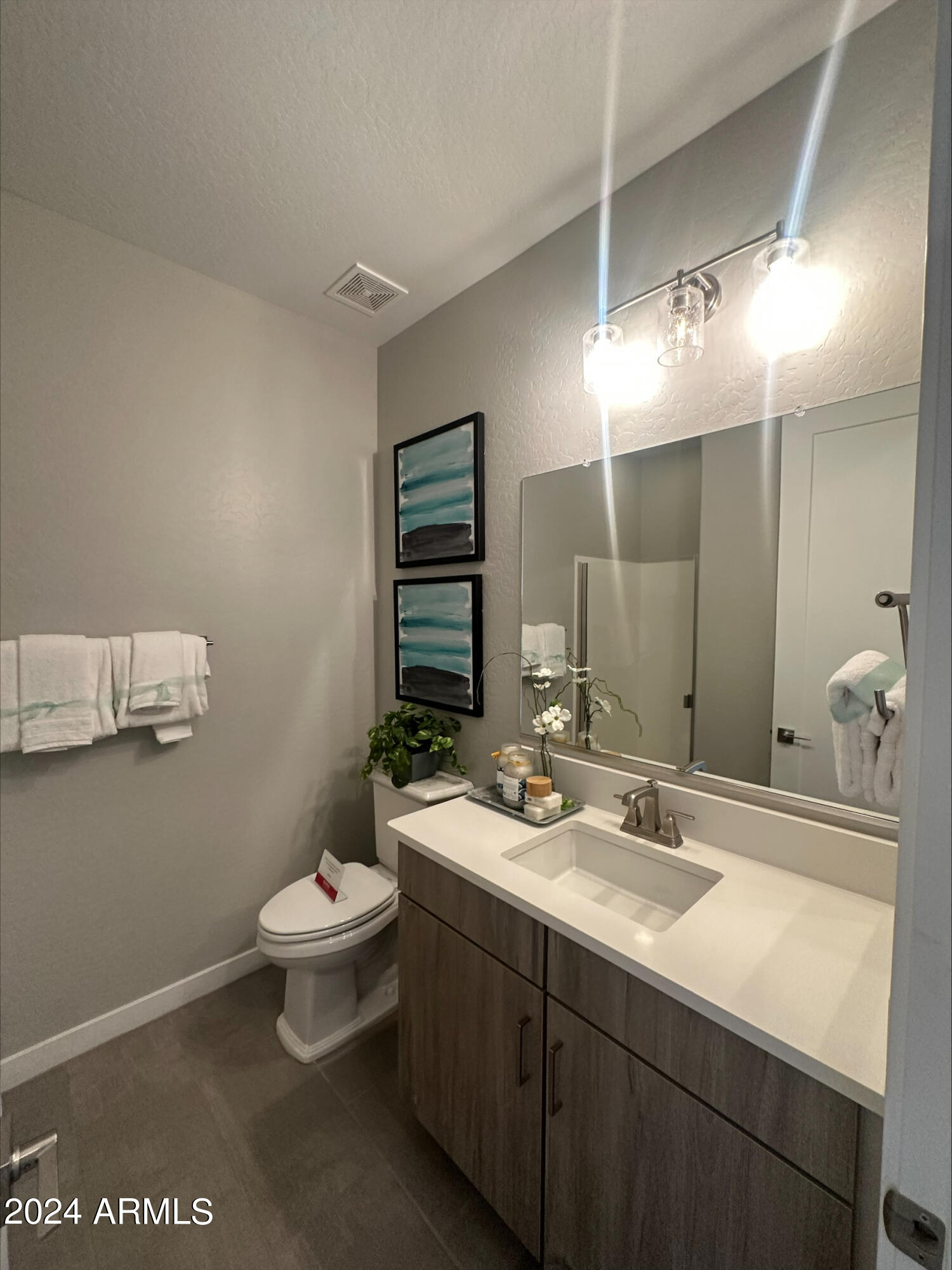 1283 N TOPAZ Trail