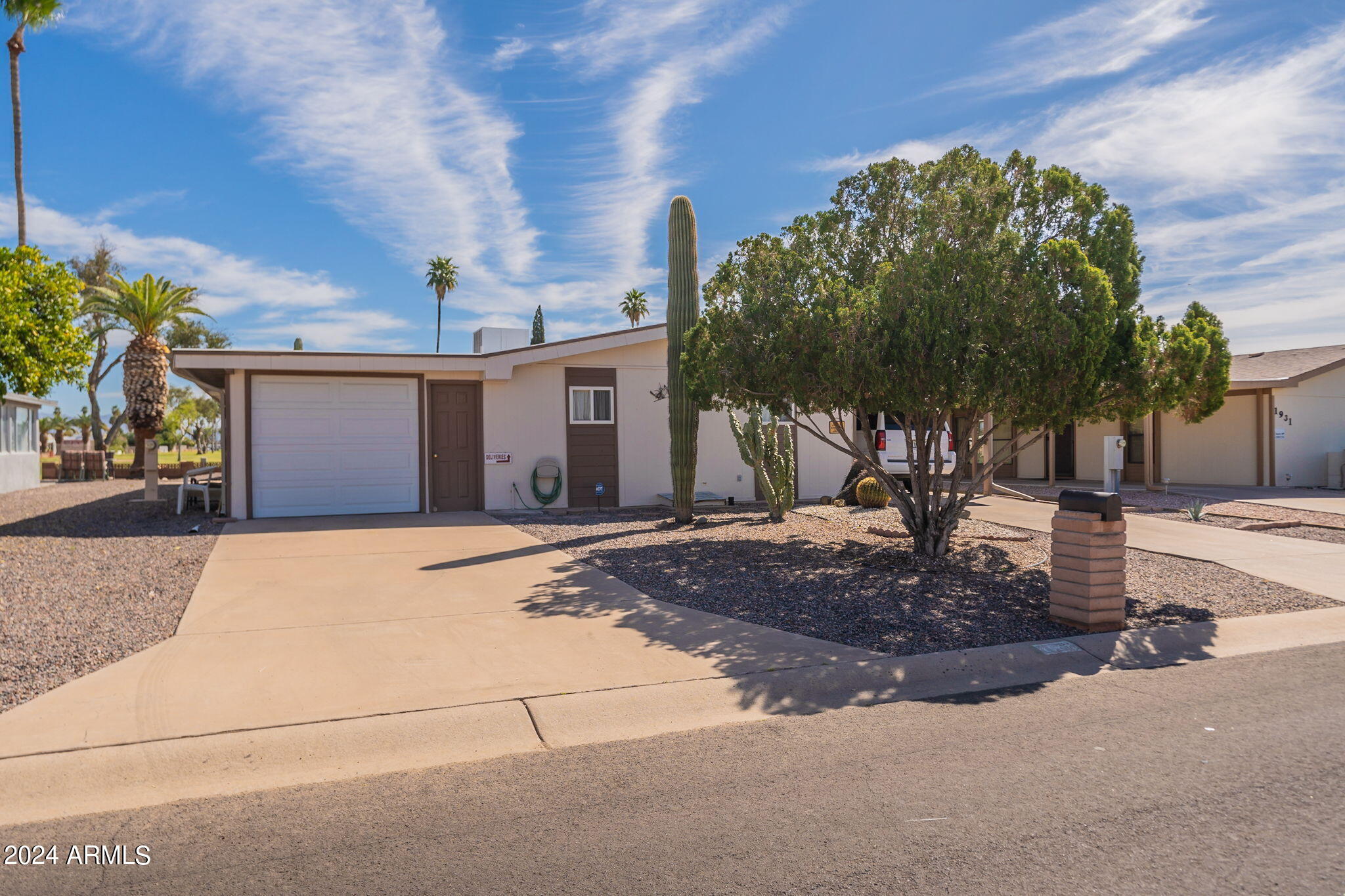 1925 S 72ND Street
