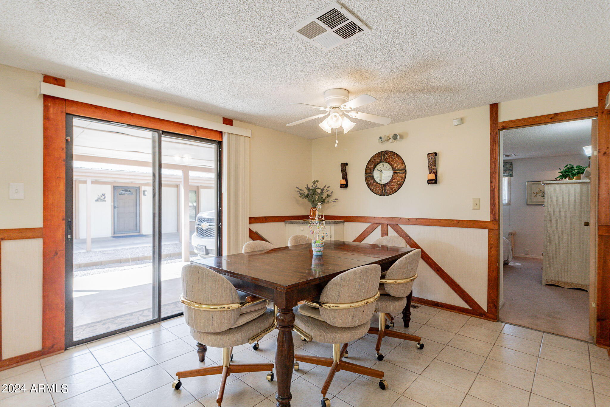 1925 S 72ND Street