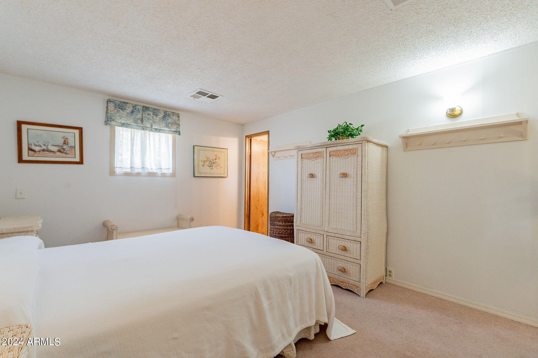 1925 S 72ND Street