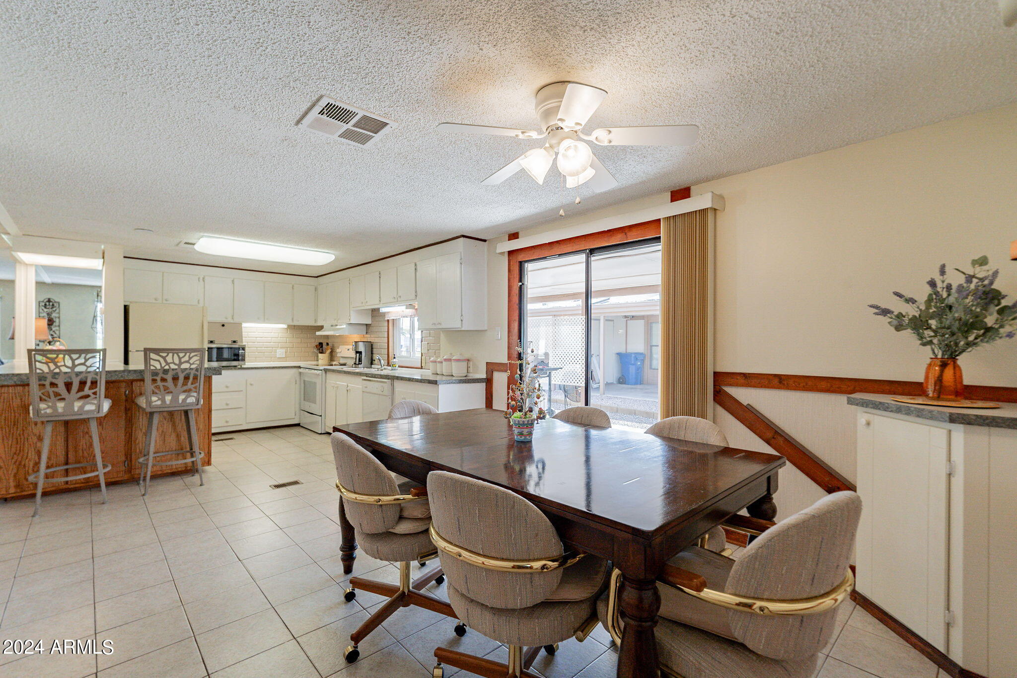 1925 S 72ND Street
