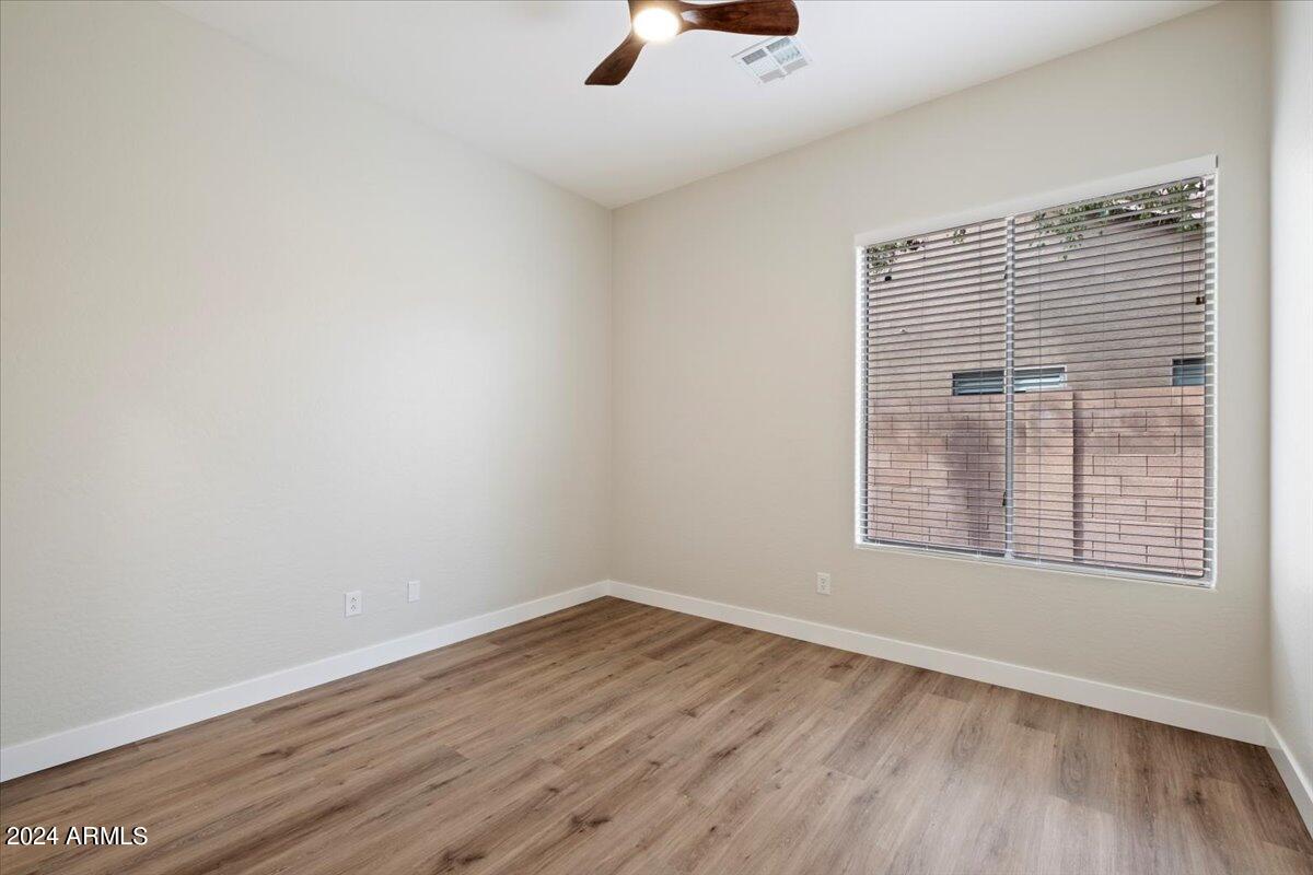 4451 E SPORTS Drive