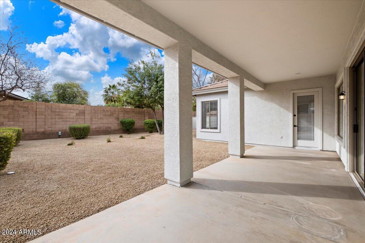 4451 E SPORTS Drive