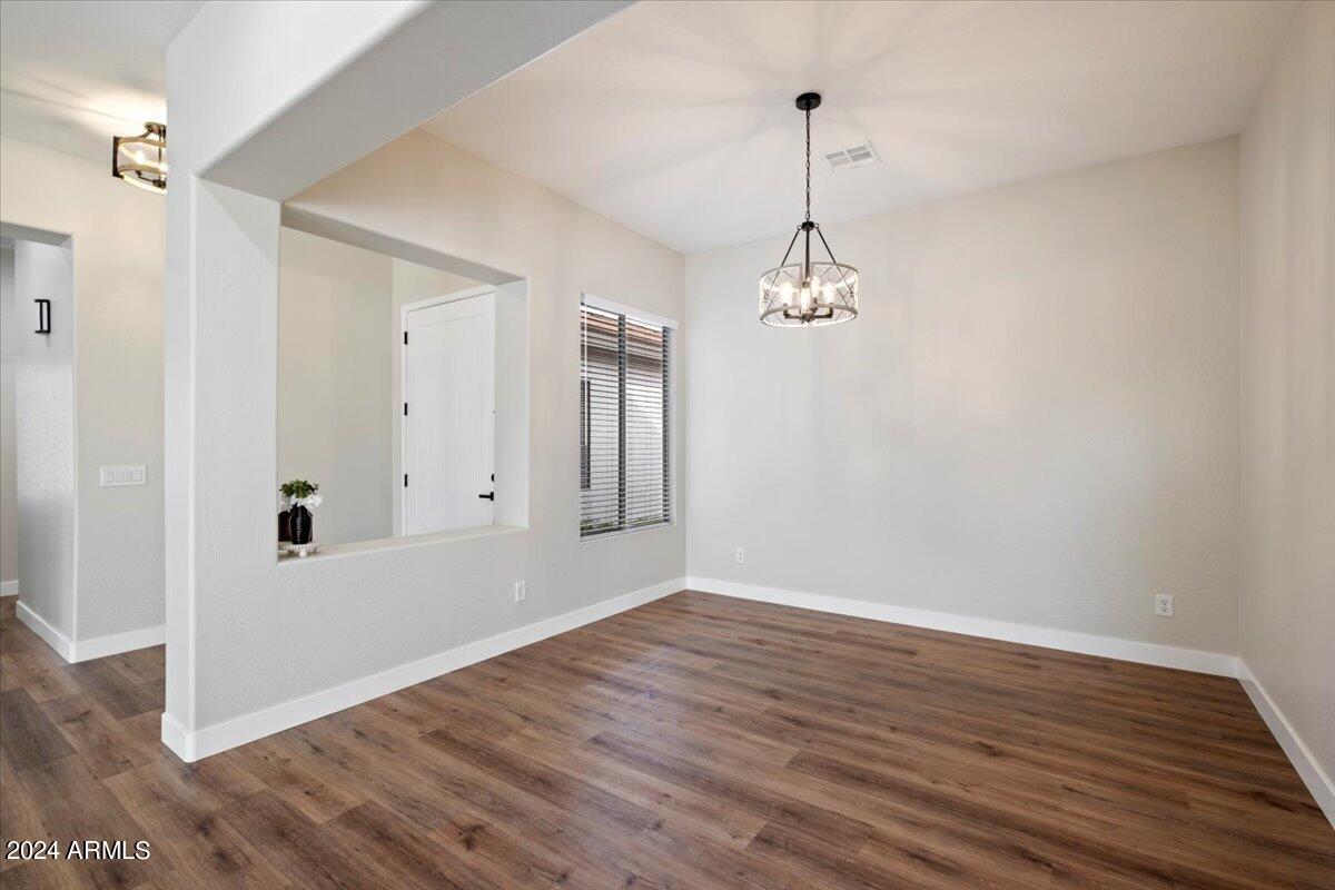 4451 E SPORTS Drive