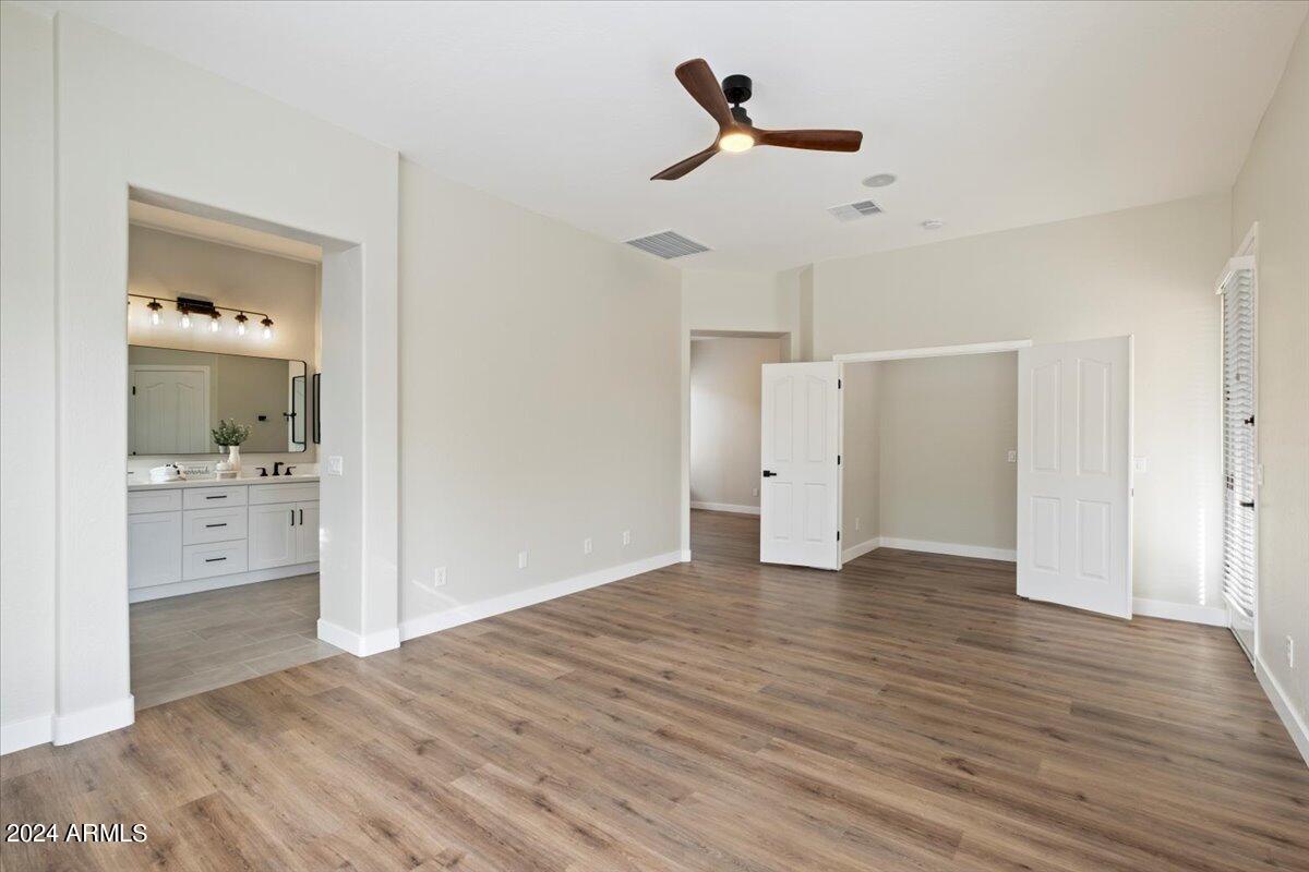 4451 E SPORTS Drive