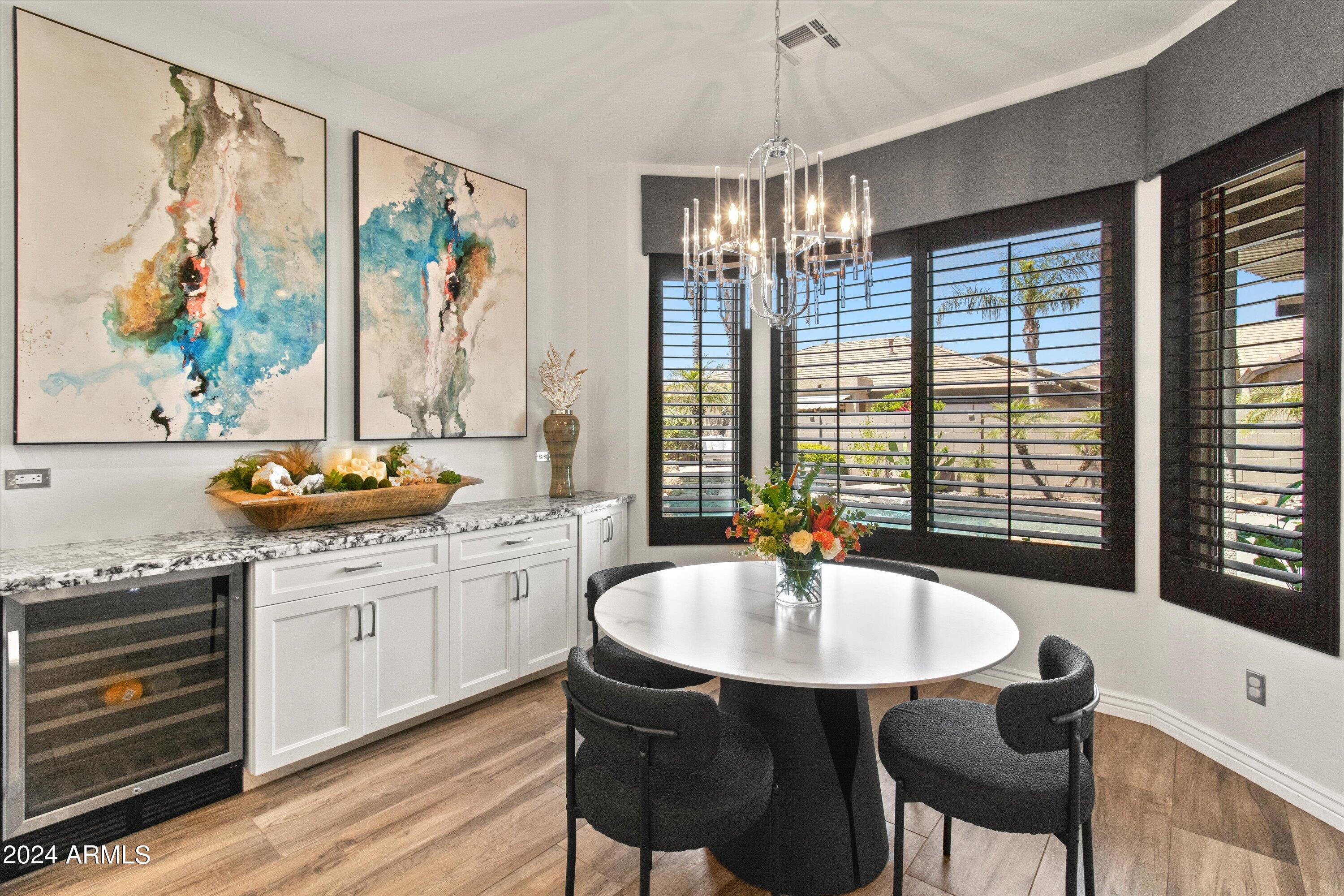 2700 E HAZELTINE Way