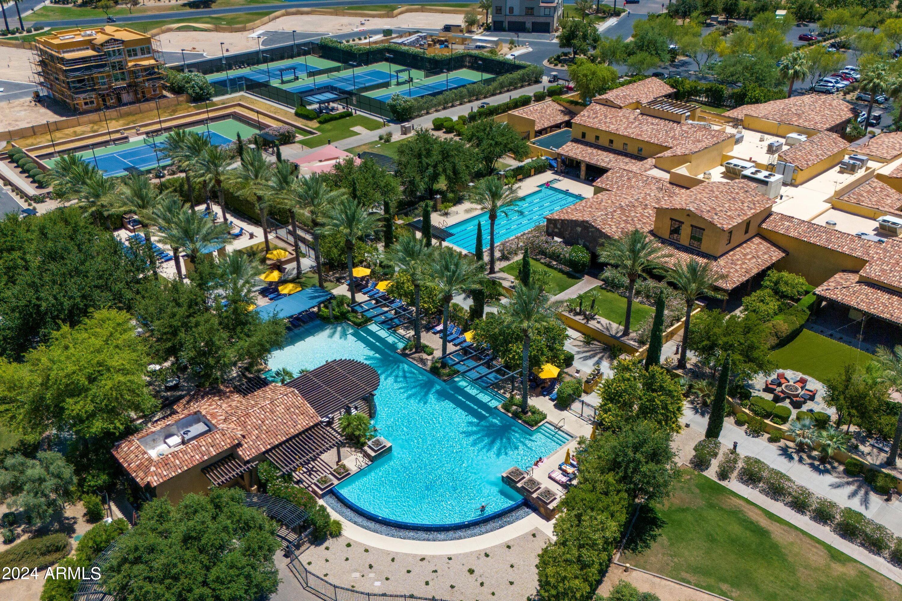 309 E SANTA LUCIA Lane