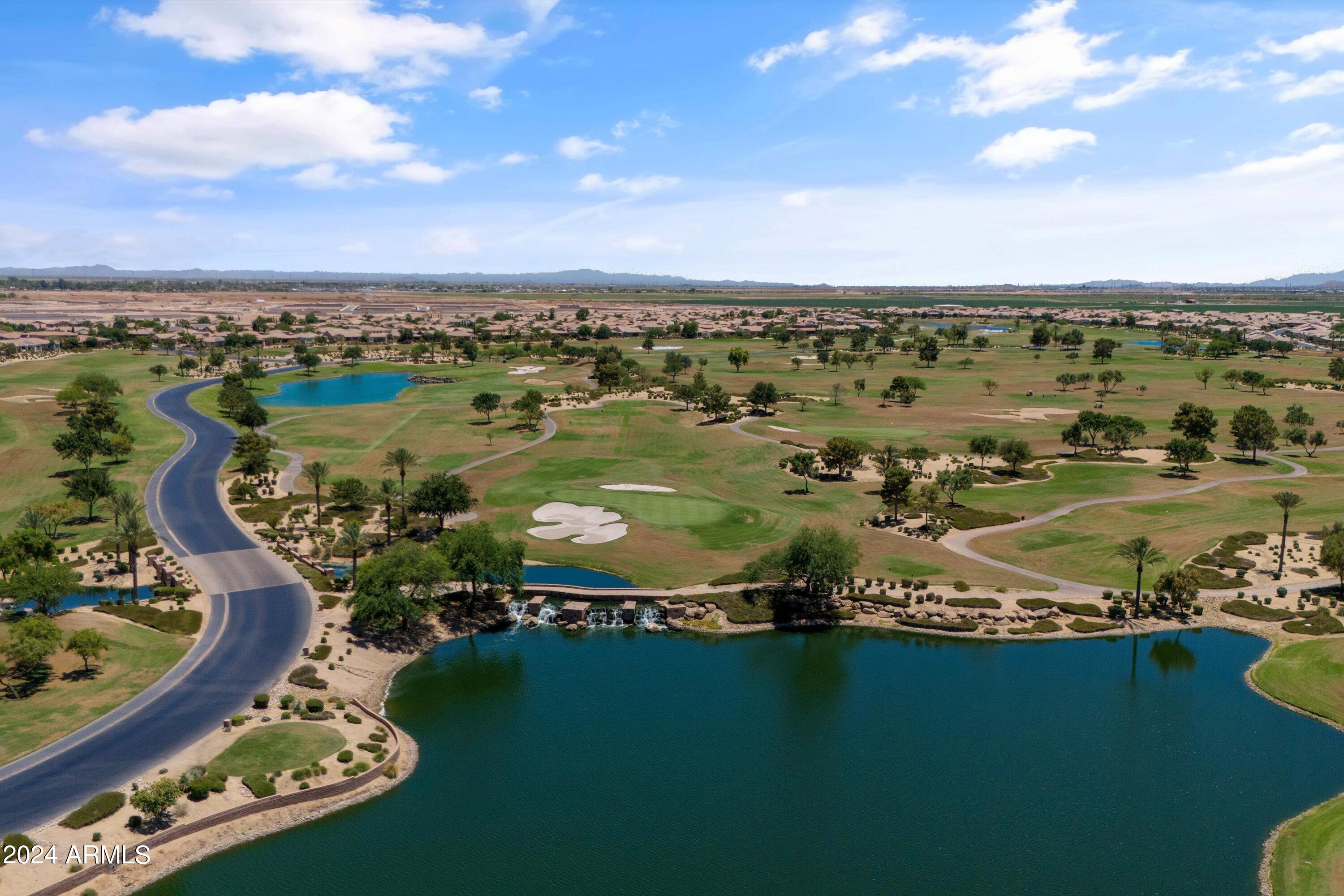 309 E SANTA LUCIA Lane