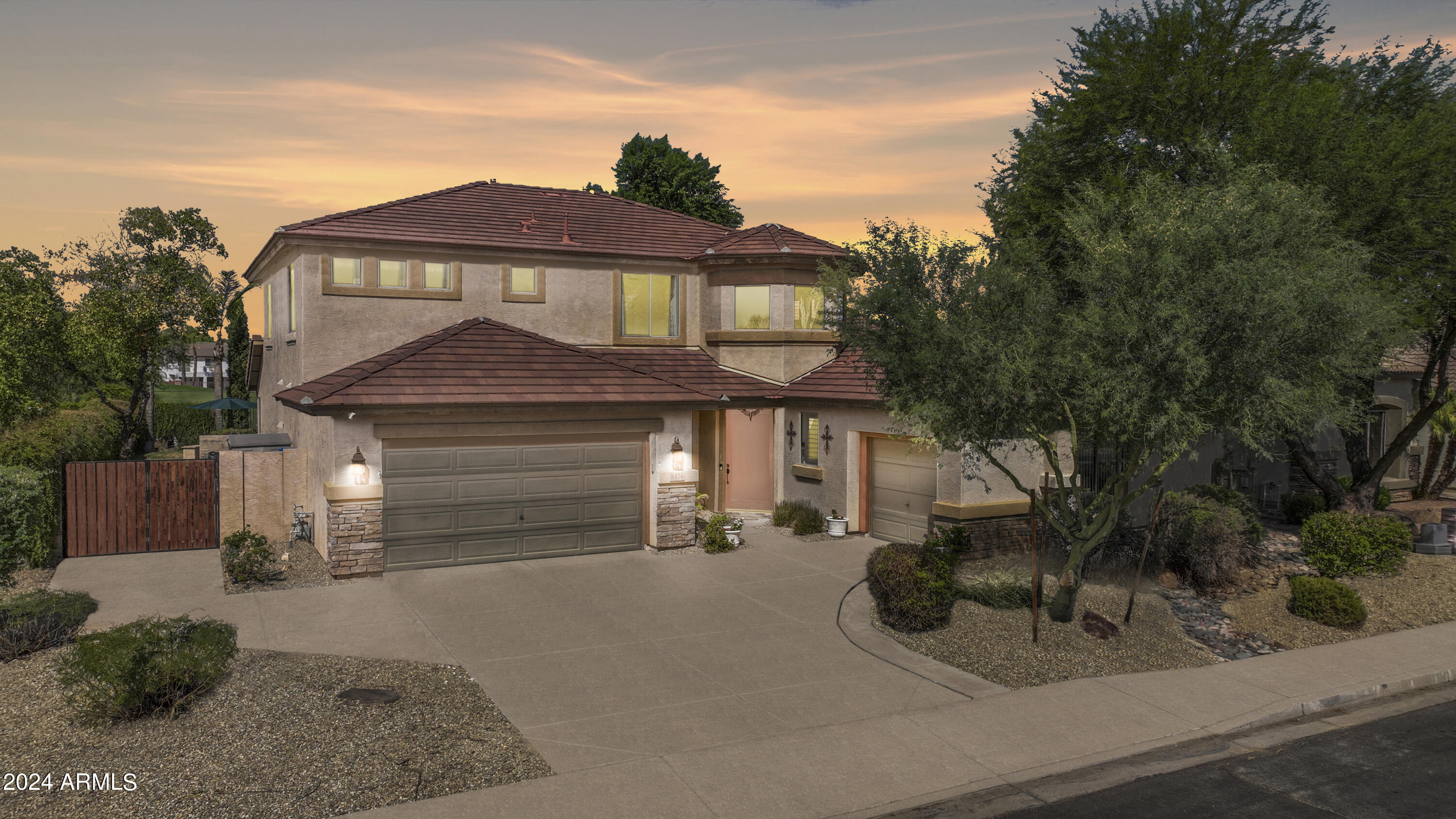6574 S CRESTVIEW Drive