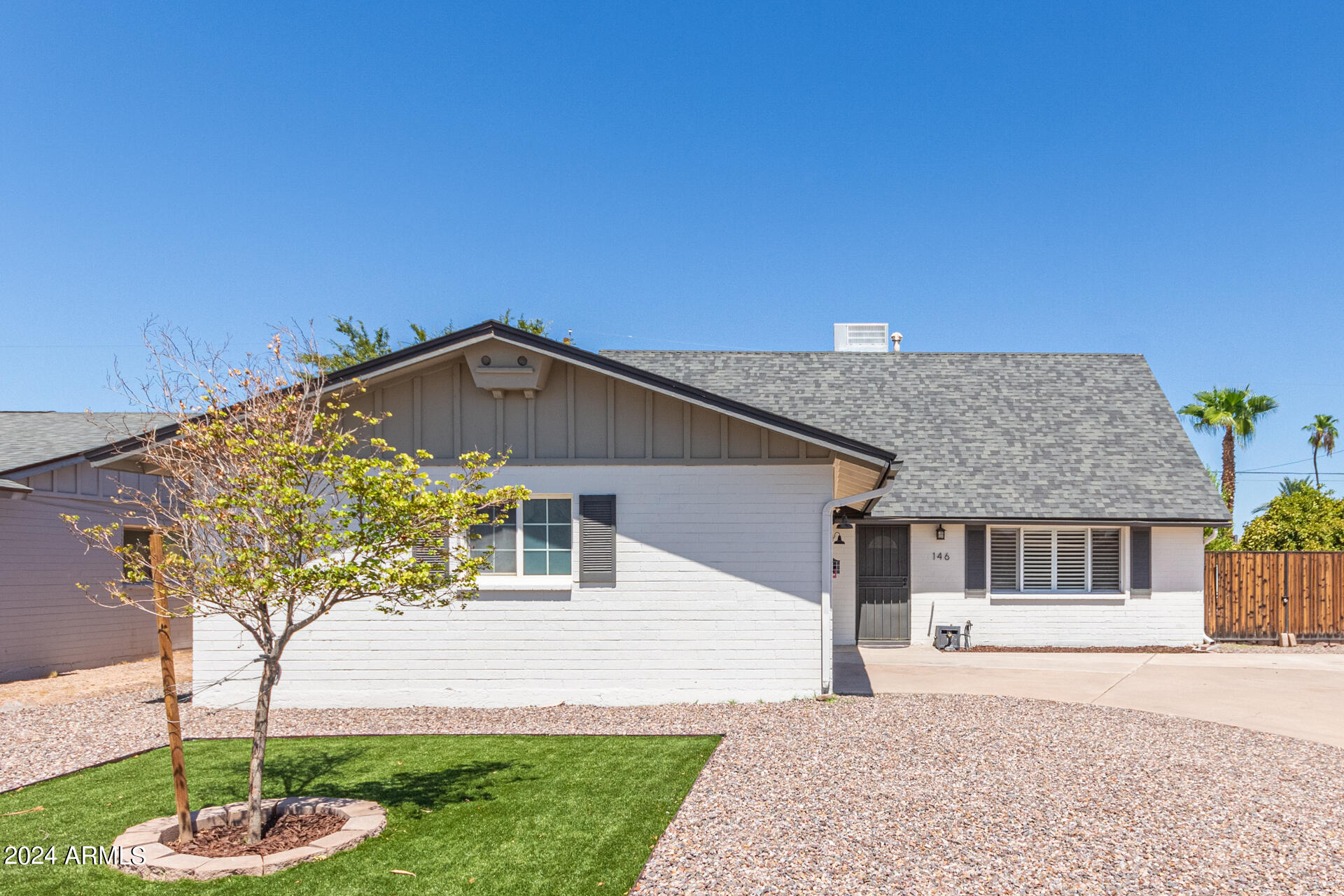 146 E RIVIERA Drive