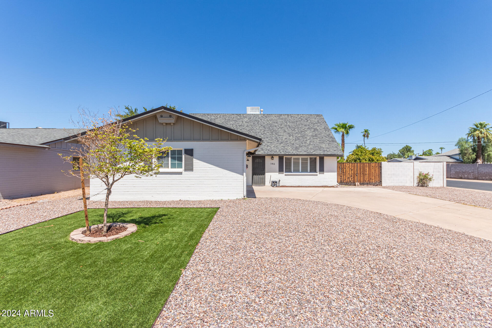 146 E RIVIERA Drive
