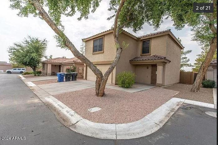 2058 E SPRUCE Drive