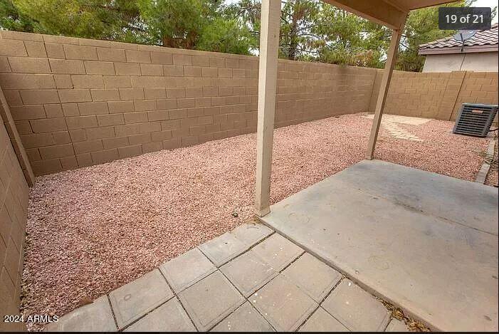 2058 E SPRUCE Drive