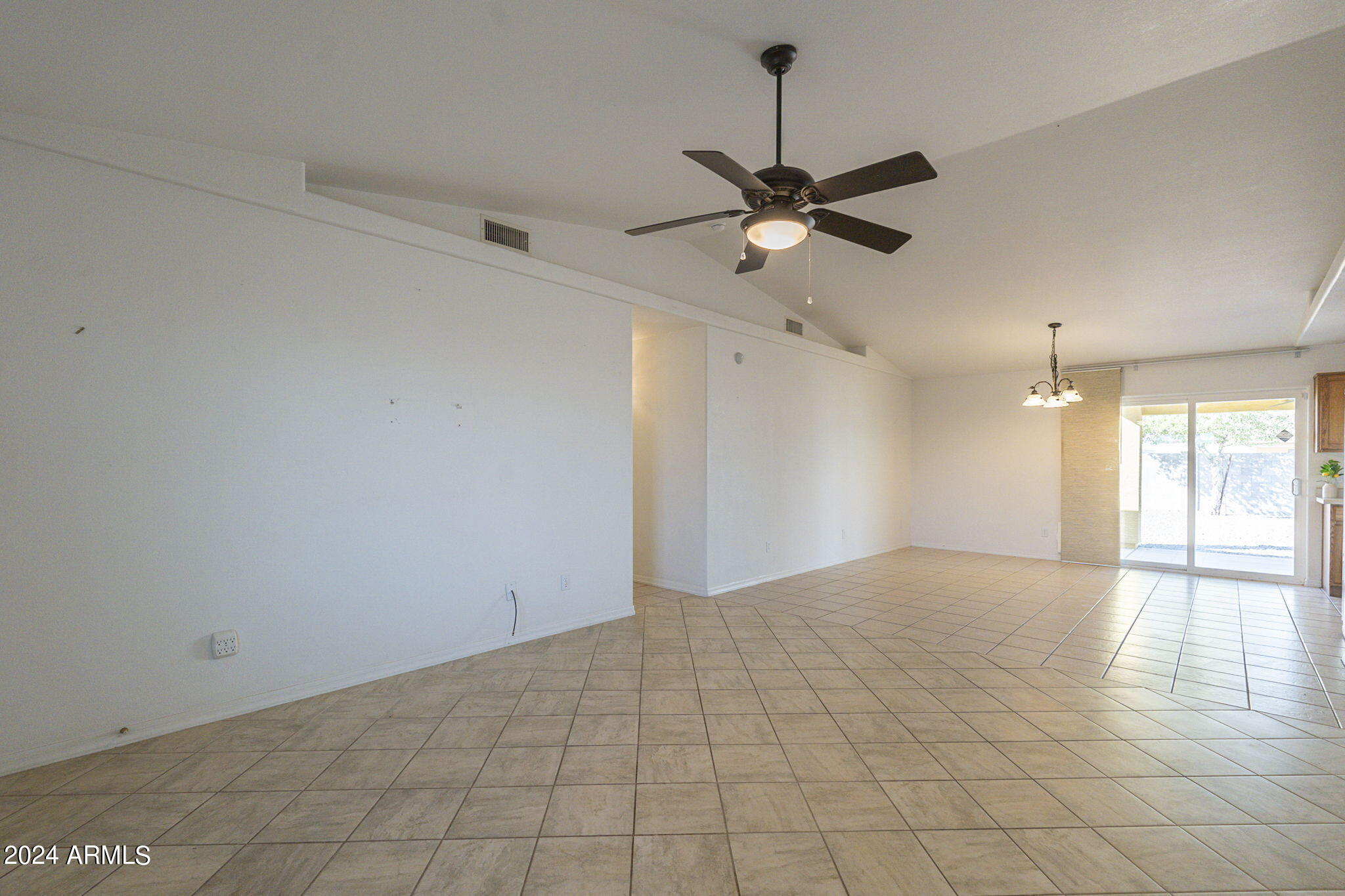 14104 S AMADO Boulevard