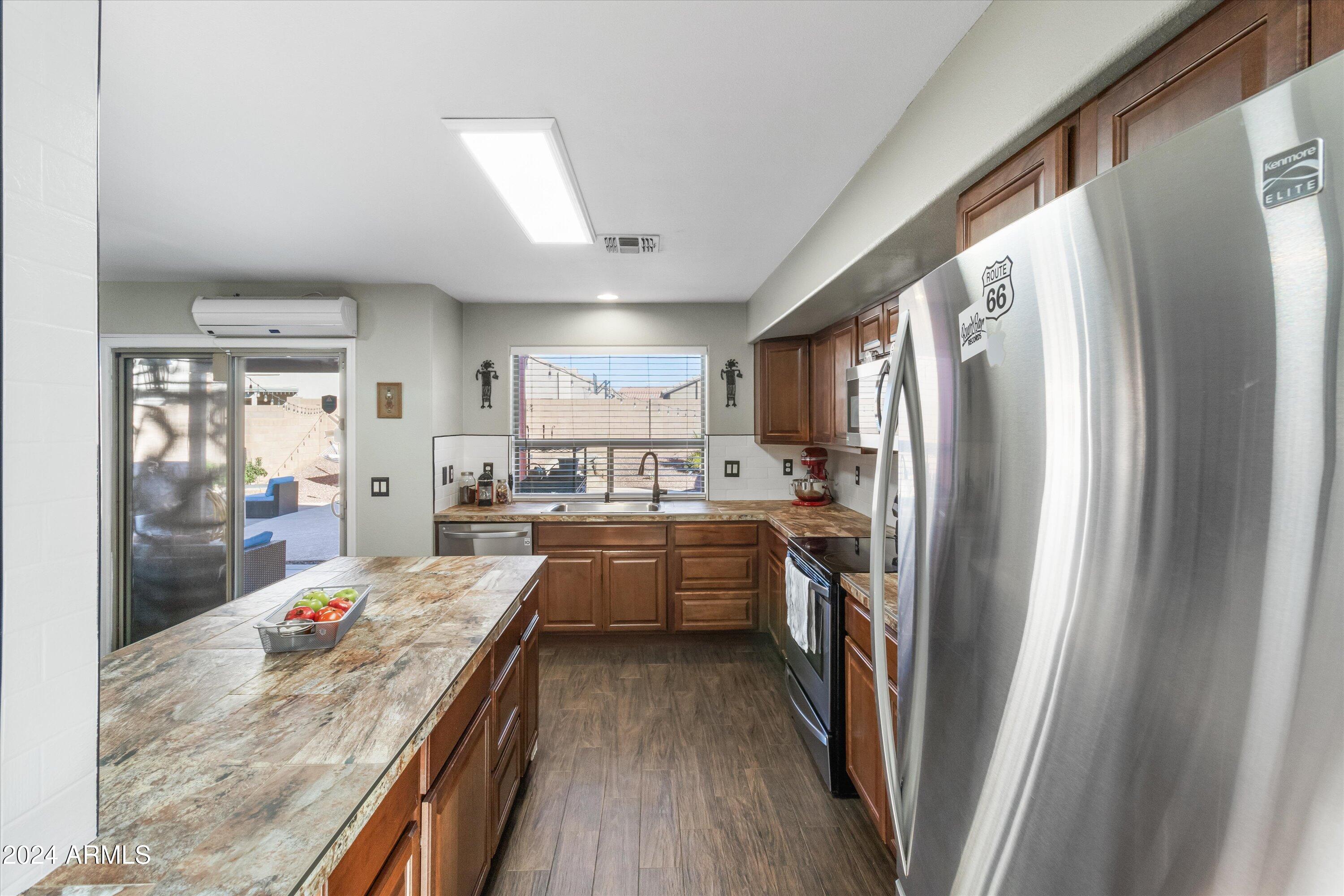 21429 N SCOTT Drive
