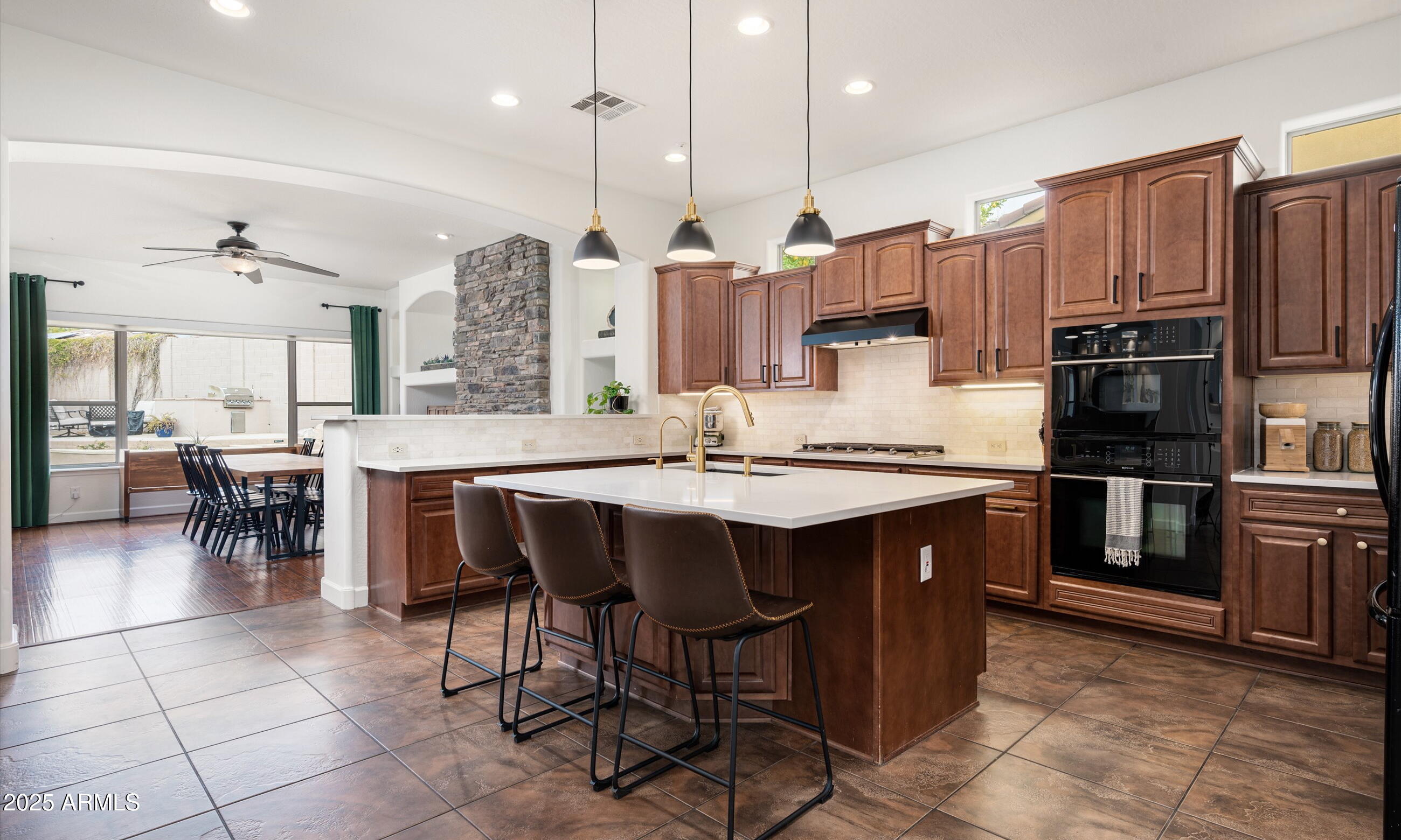 1840 W SIERRA SUNSET Trail