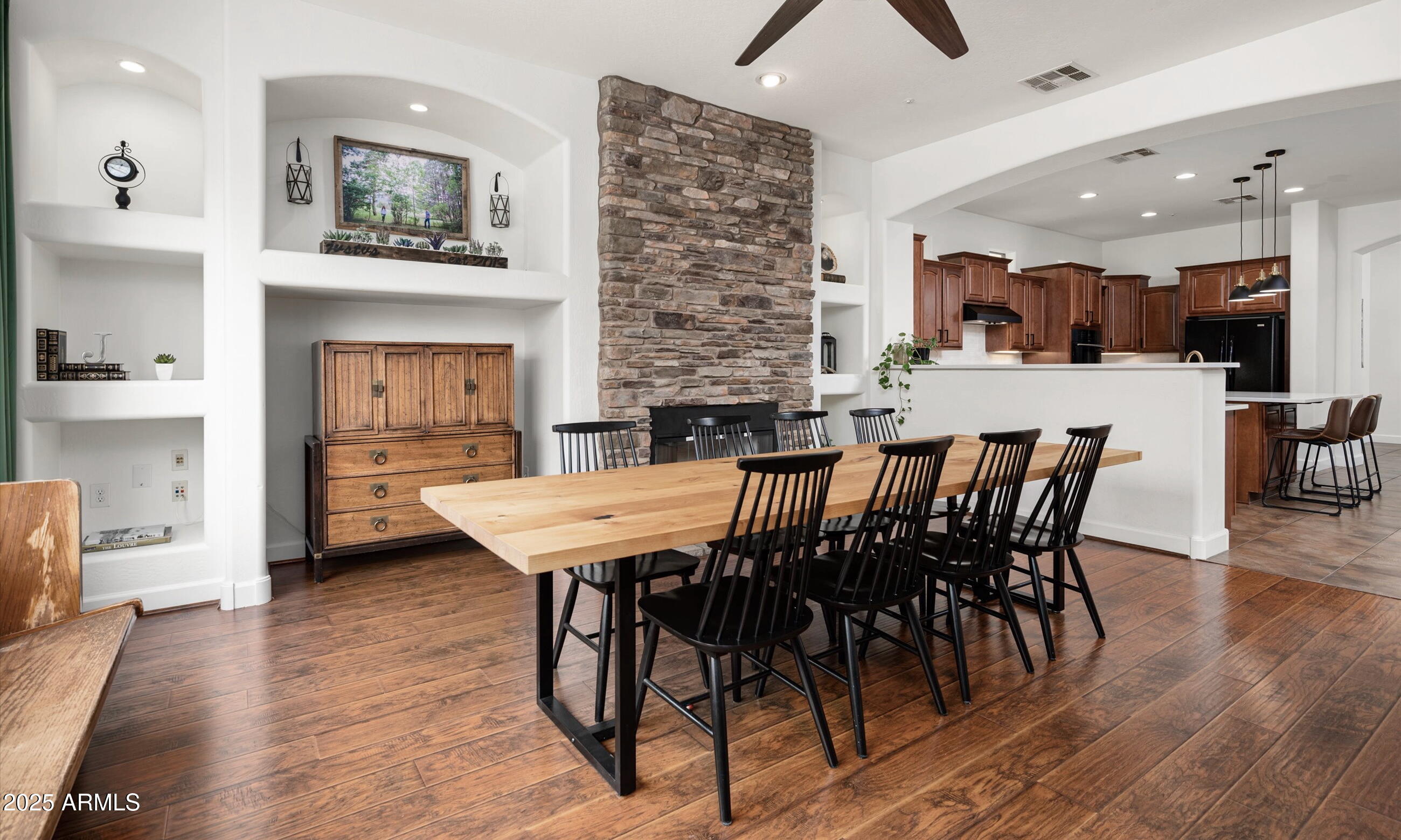 1840 W SIERRA SUNSET Trail