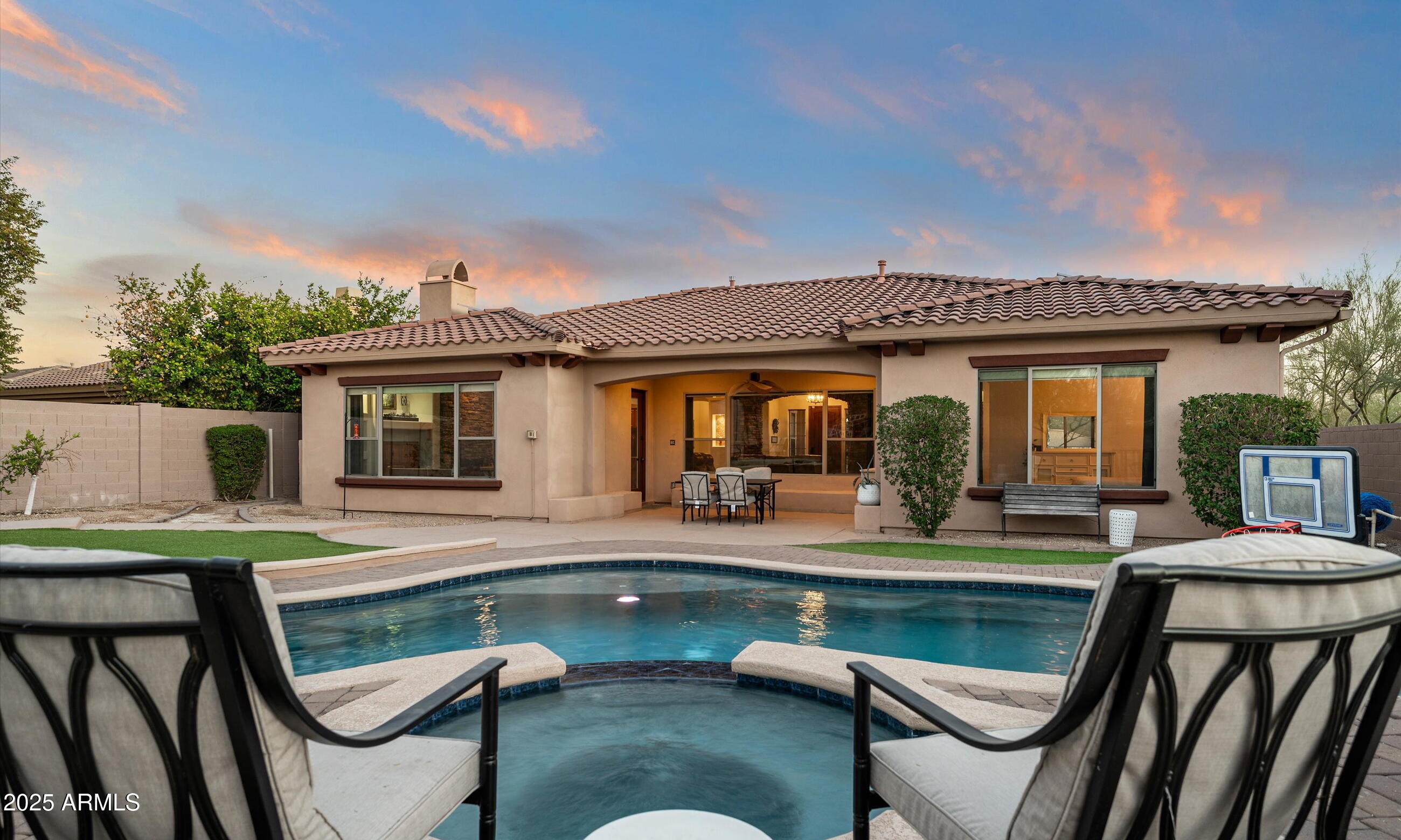 1840 W SIERRA SUNSET Trail