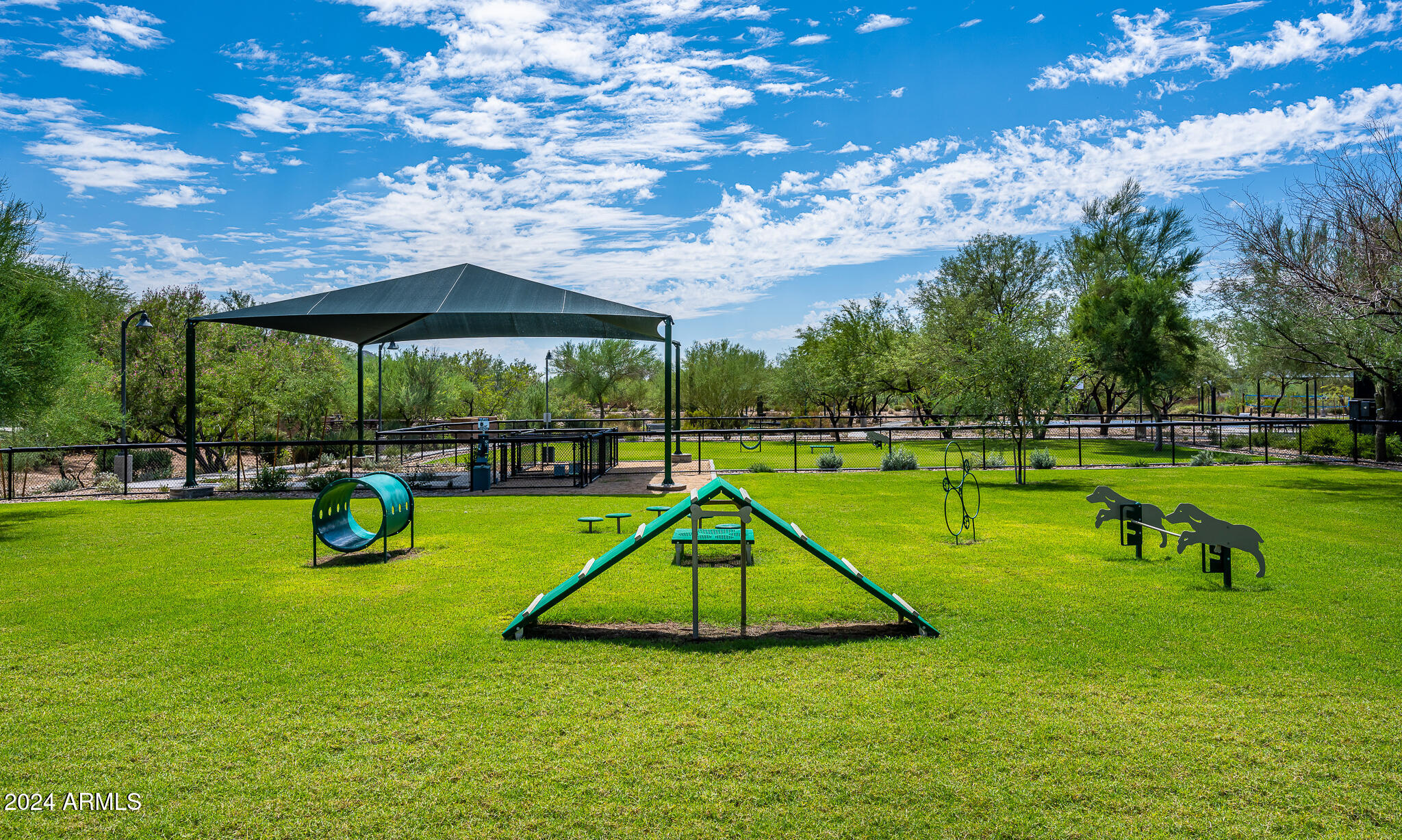 1840 W SIERRA SUNSET Trail