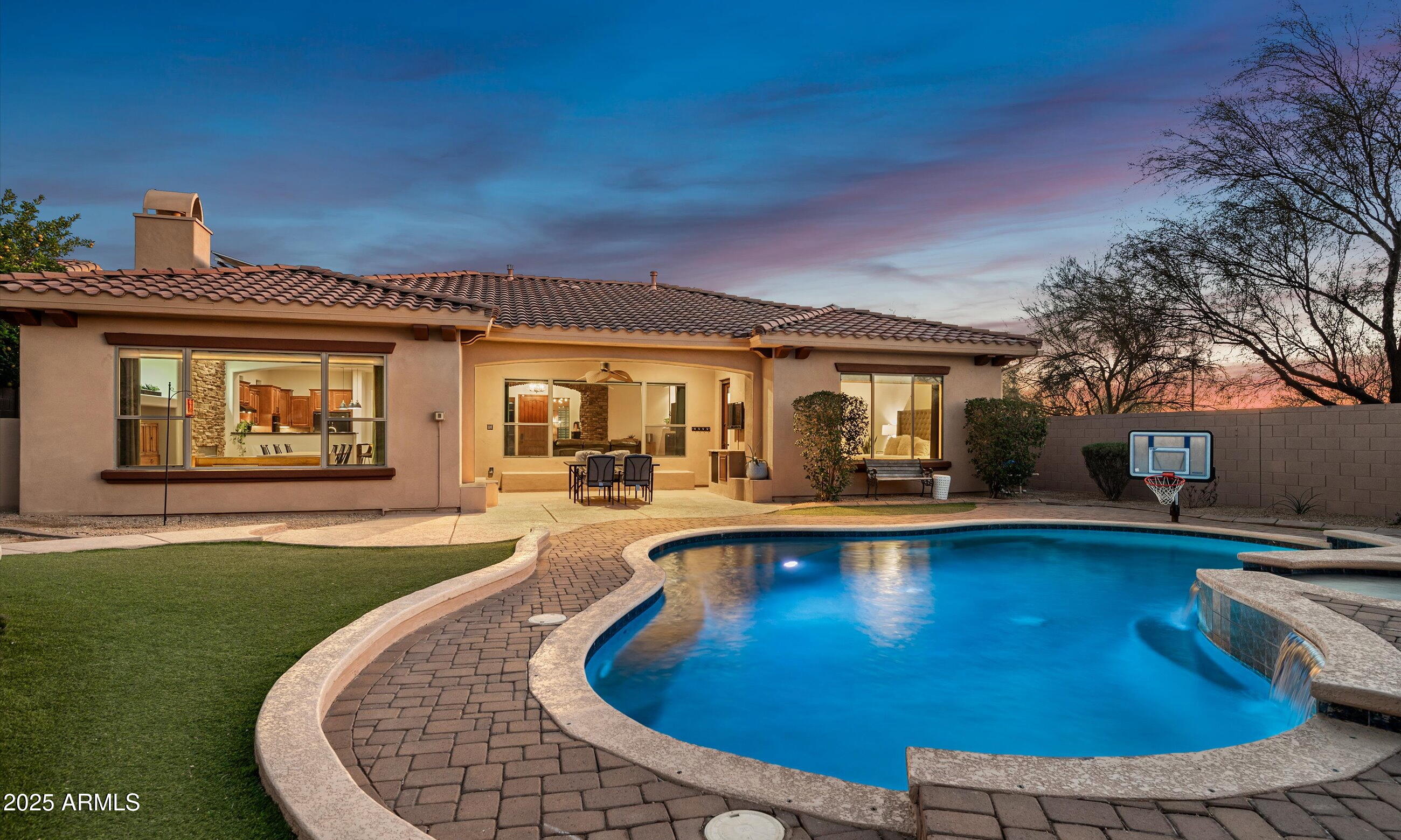 1840 W SIERRA SUNSET Trail