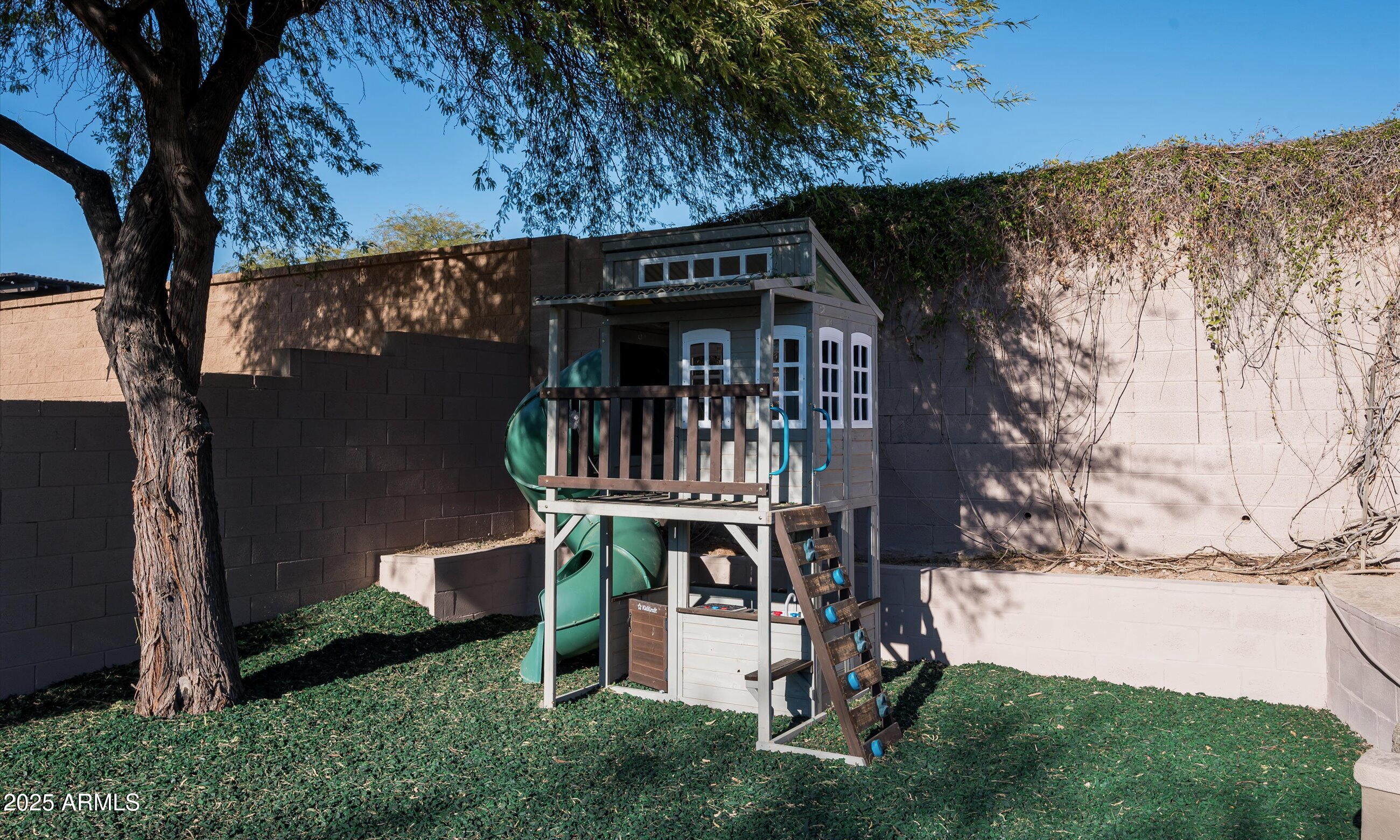 1840 W SIERRA SUNSET Trail