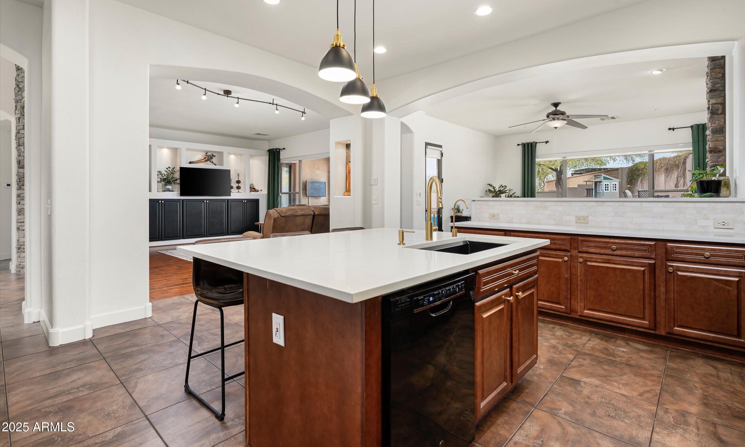 1840 W SIERRA SUNSET Trail
