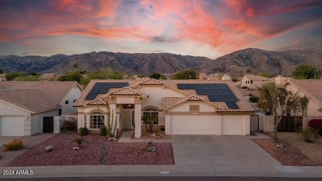 1320 W MUIRWOOD Drive