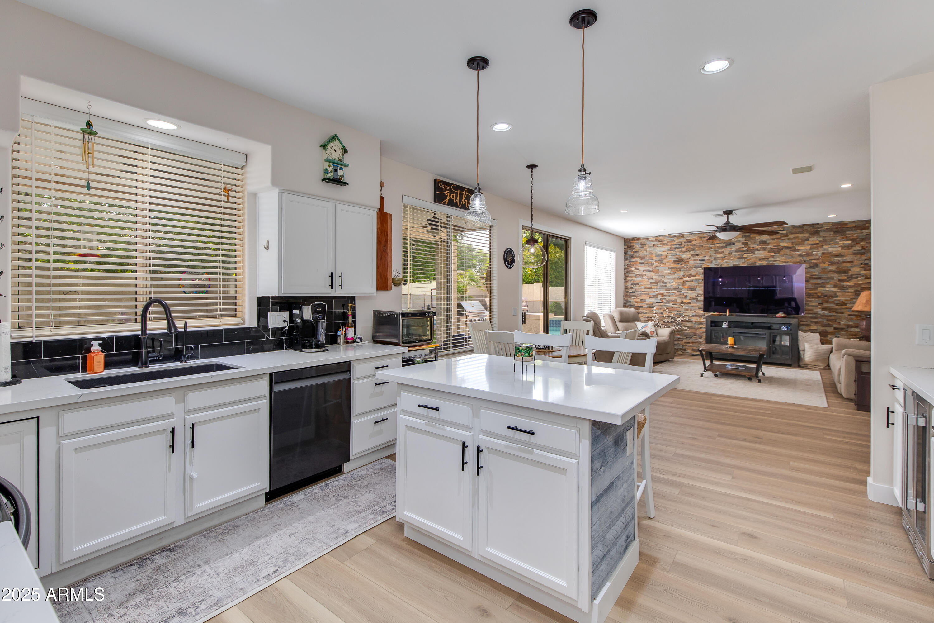 91 W BAYLOR Lane