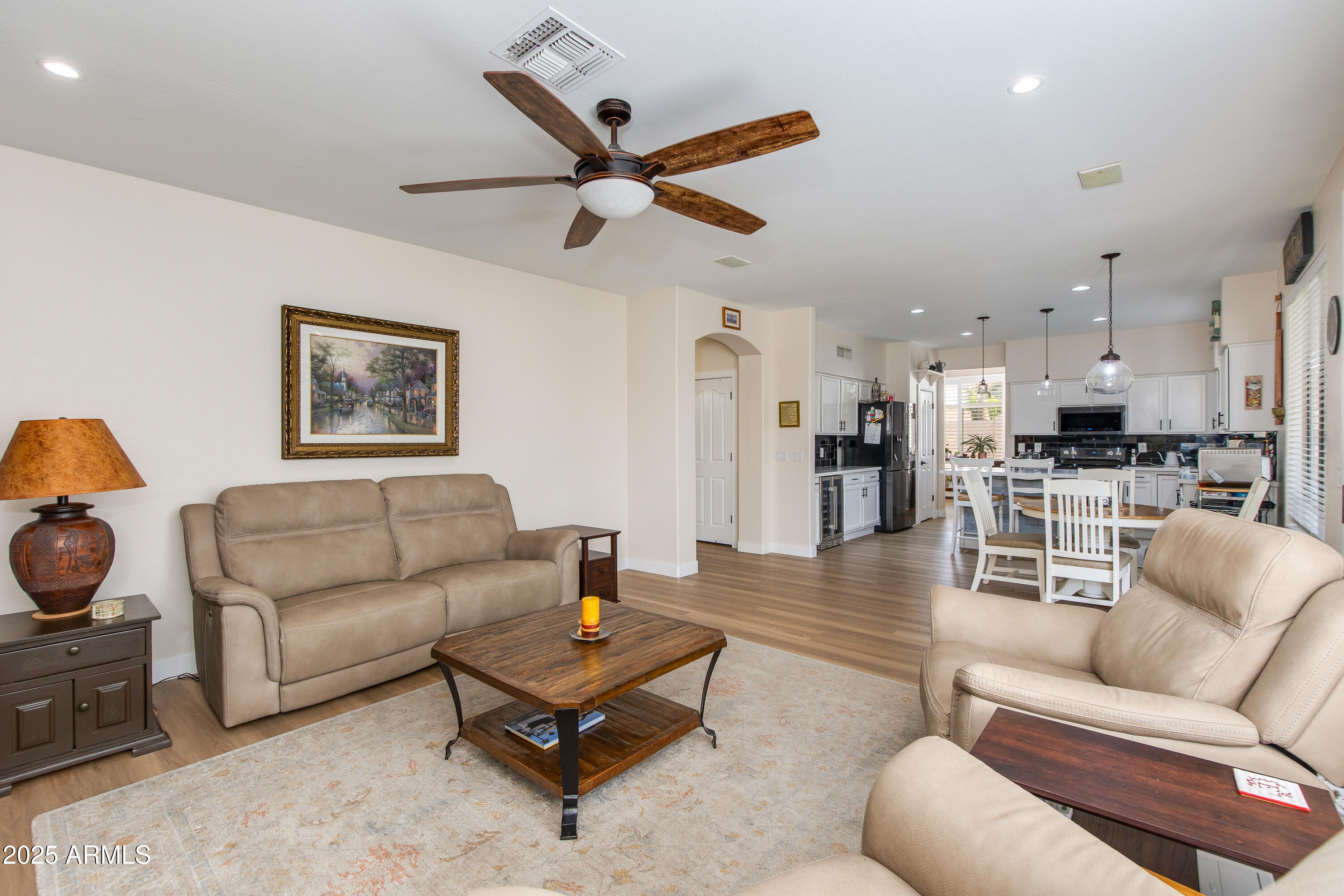91 W BAYLOR Lane