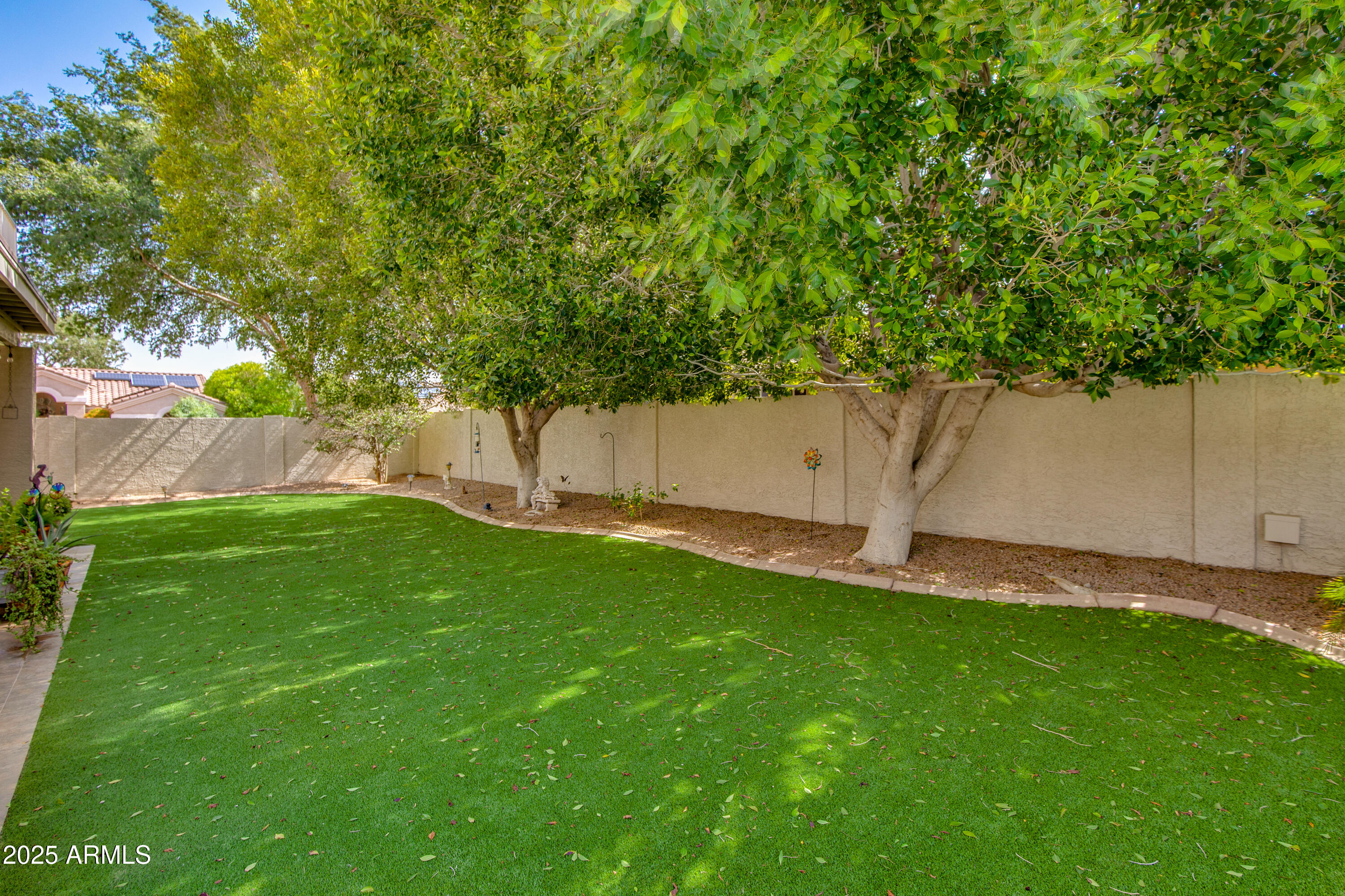 91 W BAYLOR Lane