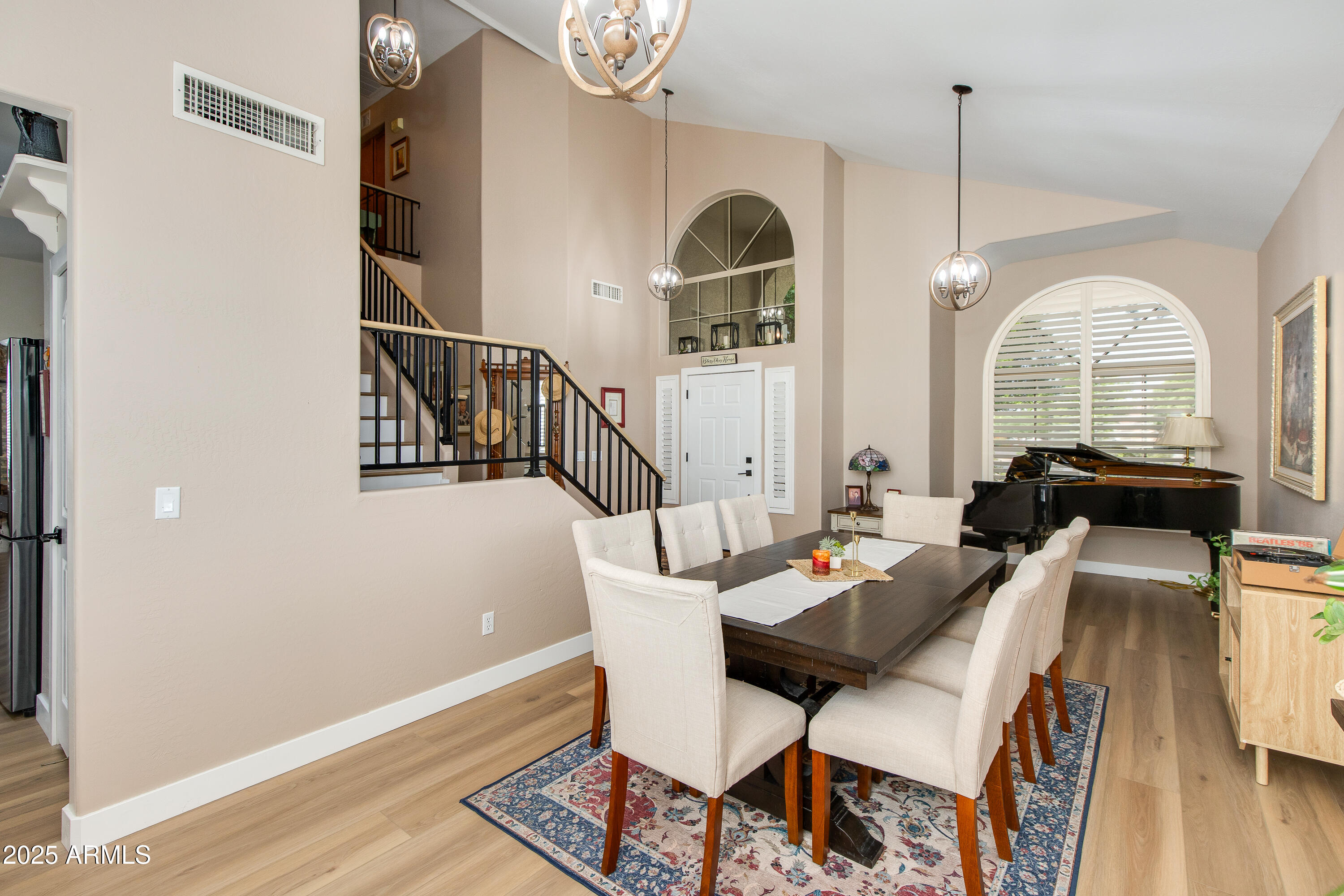 91 W BAYLOR Lane