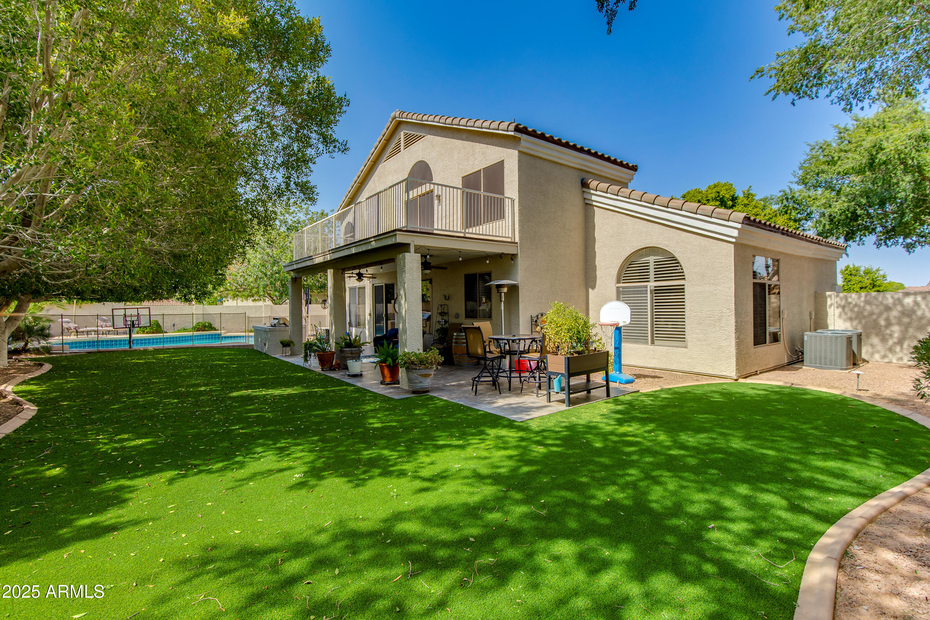 91 W BAYLOR Lane