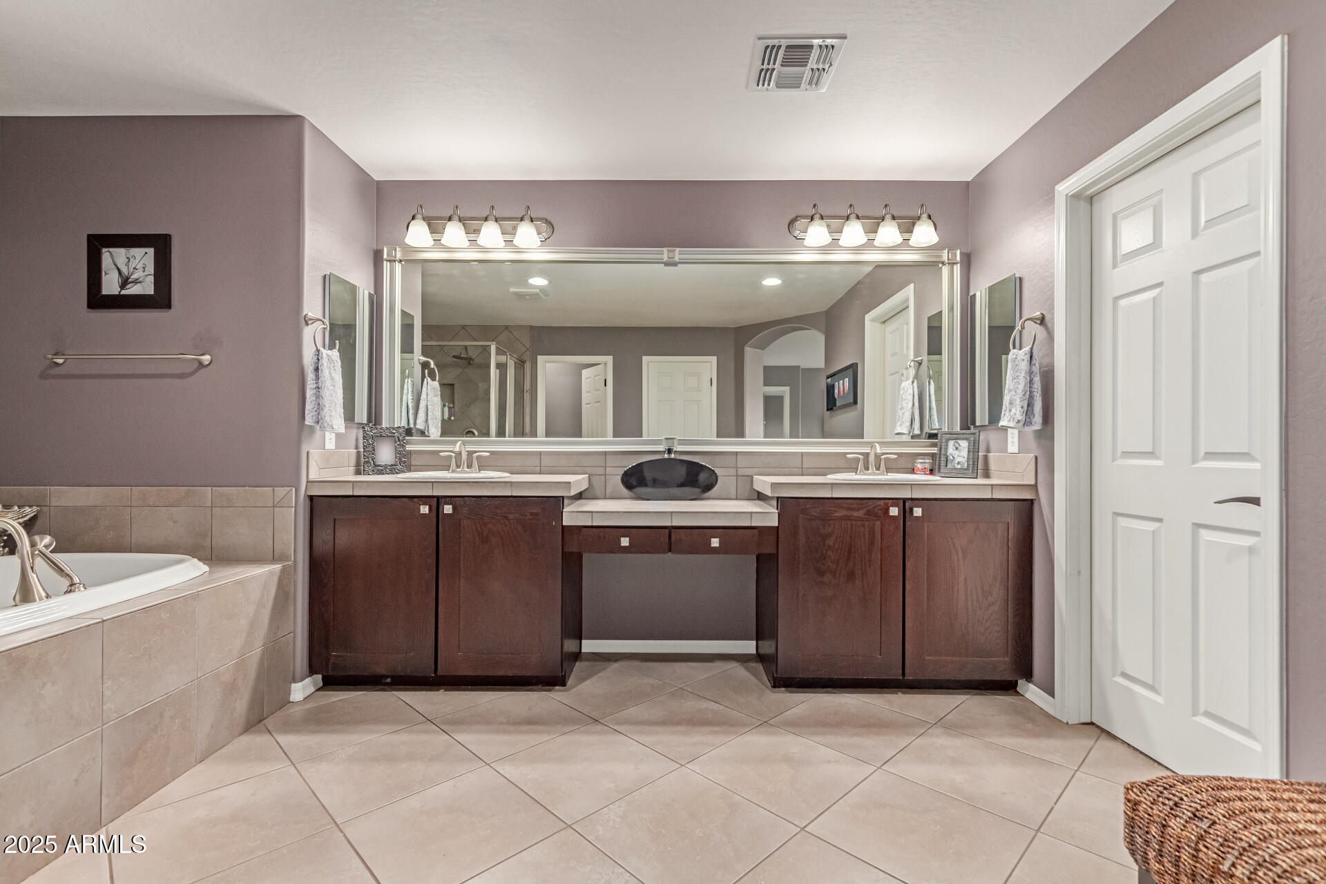 41448 N ELIANA Drive